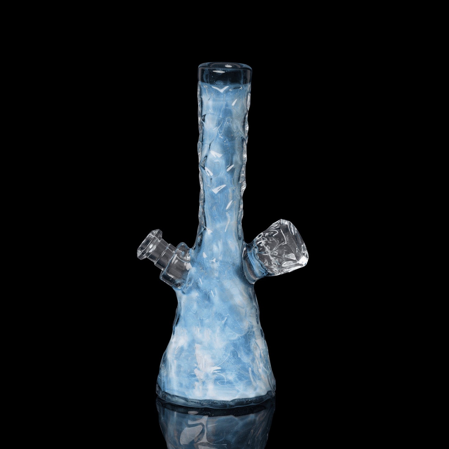 luxurious art piece - Collab Tube (B) by Chaka x Scomo Moanet (Scribble Season 2022)
