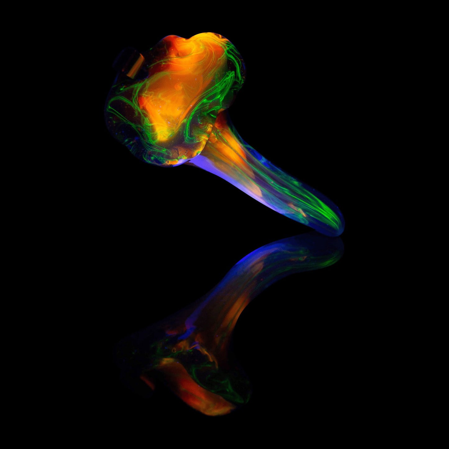 exquisite glass pendant - Solo Mushroom Pendant (A) by Scomo Moanet (Scribble Season 2022)