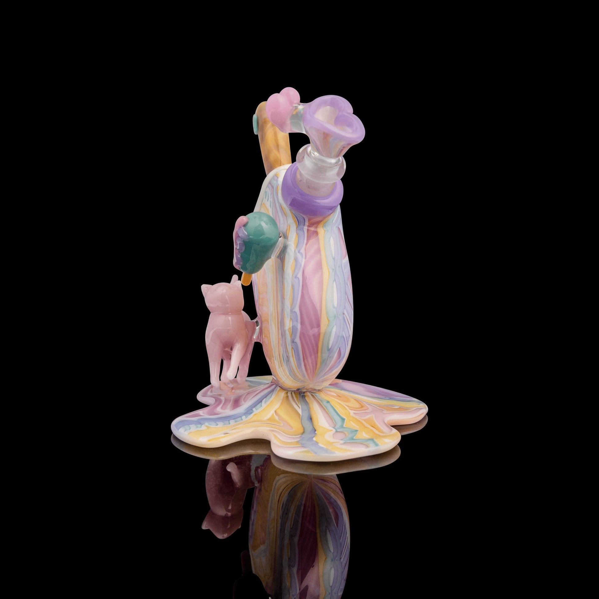 luxurious art piece - Ice C.R.E.A.M by Trip A x Sakibomb hackysacky (SCOPE 2022)