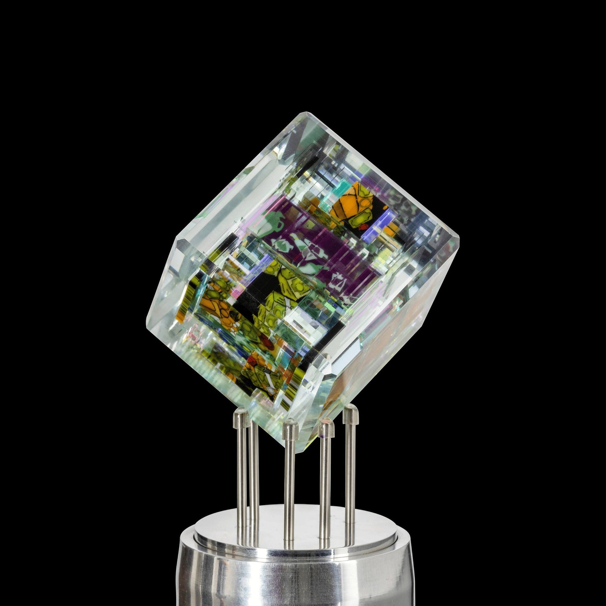 sophisticated art piece - Millie Cube by Groe x Dan Barto (SCOPE 2022)