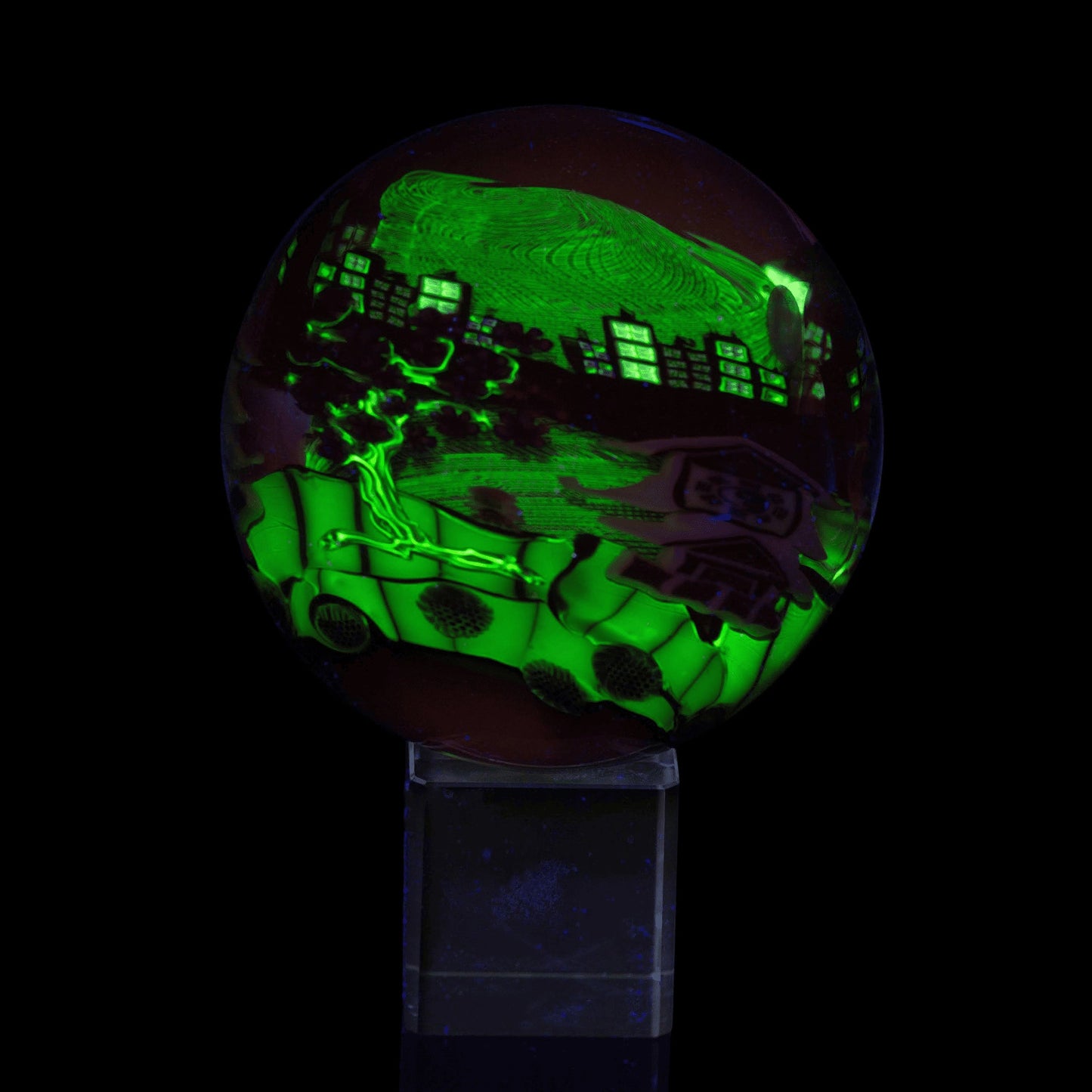 innovative design of the Electric Avenue / Yesulga Castle Wraparound with Black UV Reticello Core Marble by Piper Dan (SCOPE 2022)