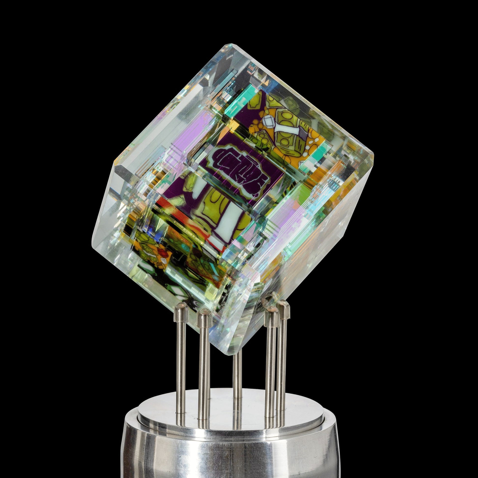 sophisticated art piece - Millie Cube by Groe x Dan Barto (SCOPE 2022)