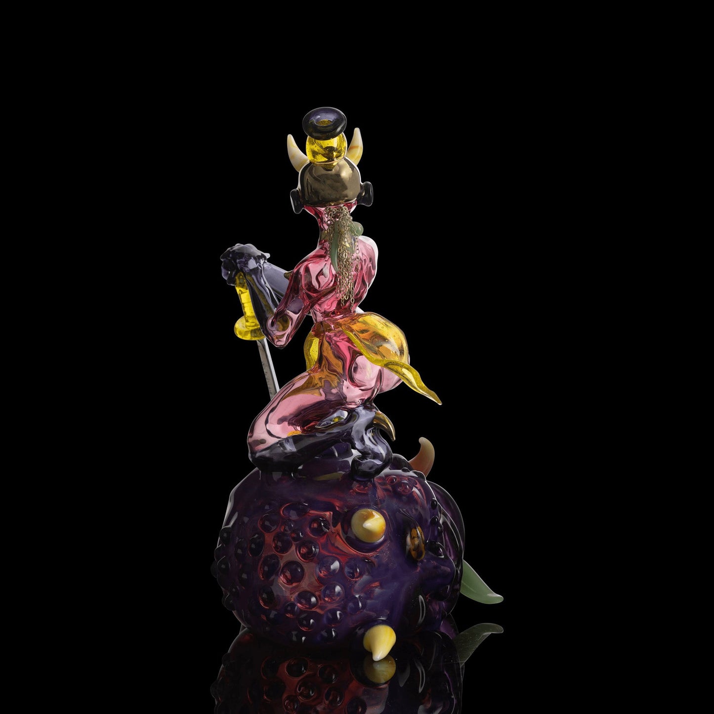 luxurious art piece - Oni Slayer by Sibelley x Nathan Belmont (SCOPE 2022)