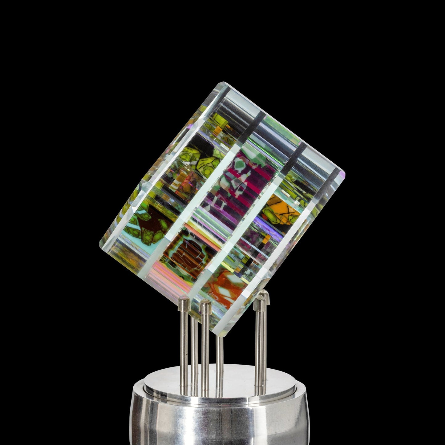 sophisticated art piece - Millie Cube by Groe x Dan Barto (SCOPE 2022)