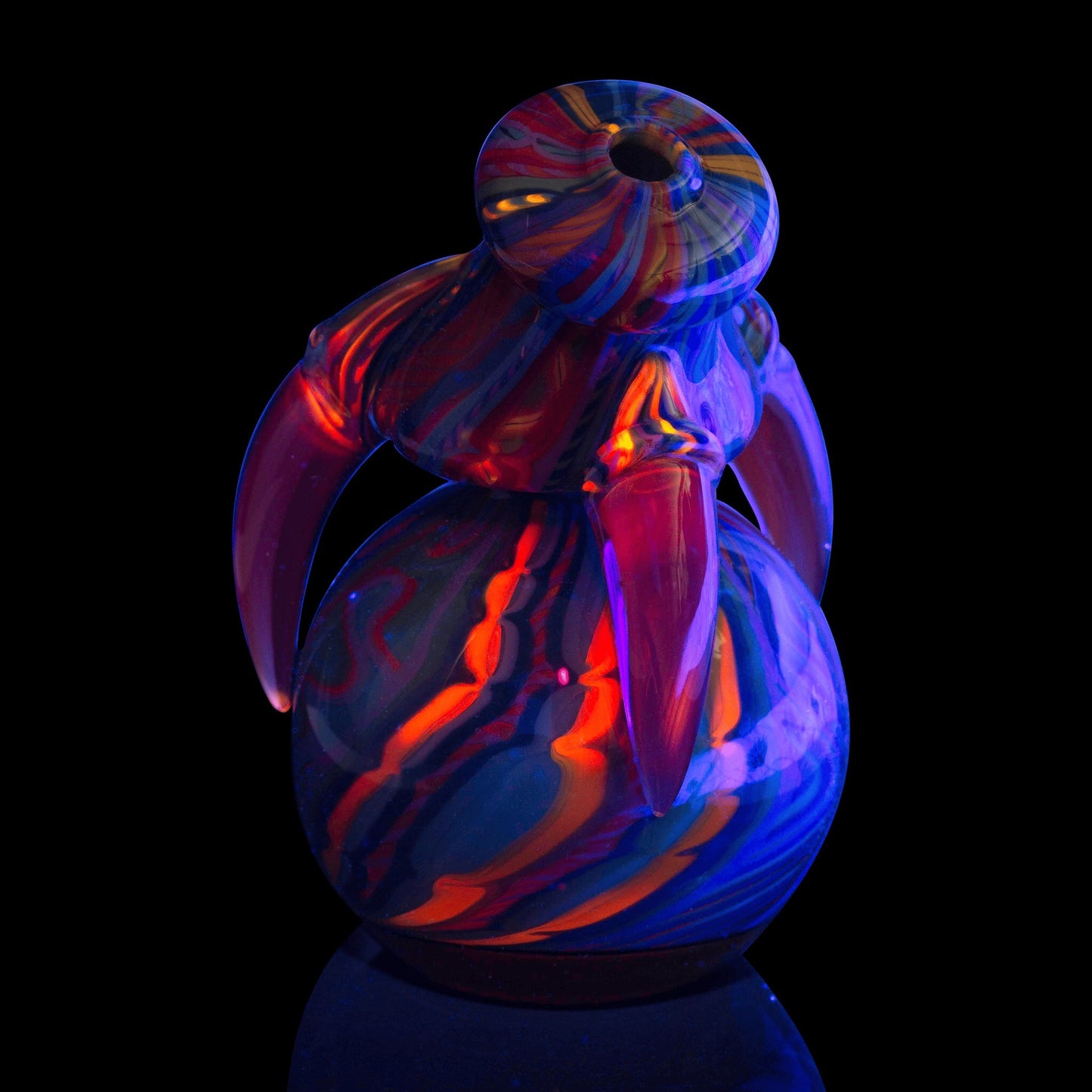 meticulously crafted design of the Claw Orb Rig by Trip A x Mike Luna (SCOPE 2022)