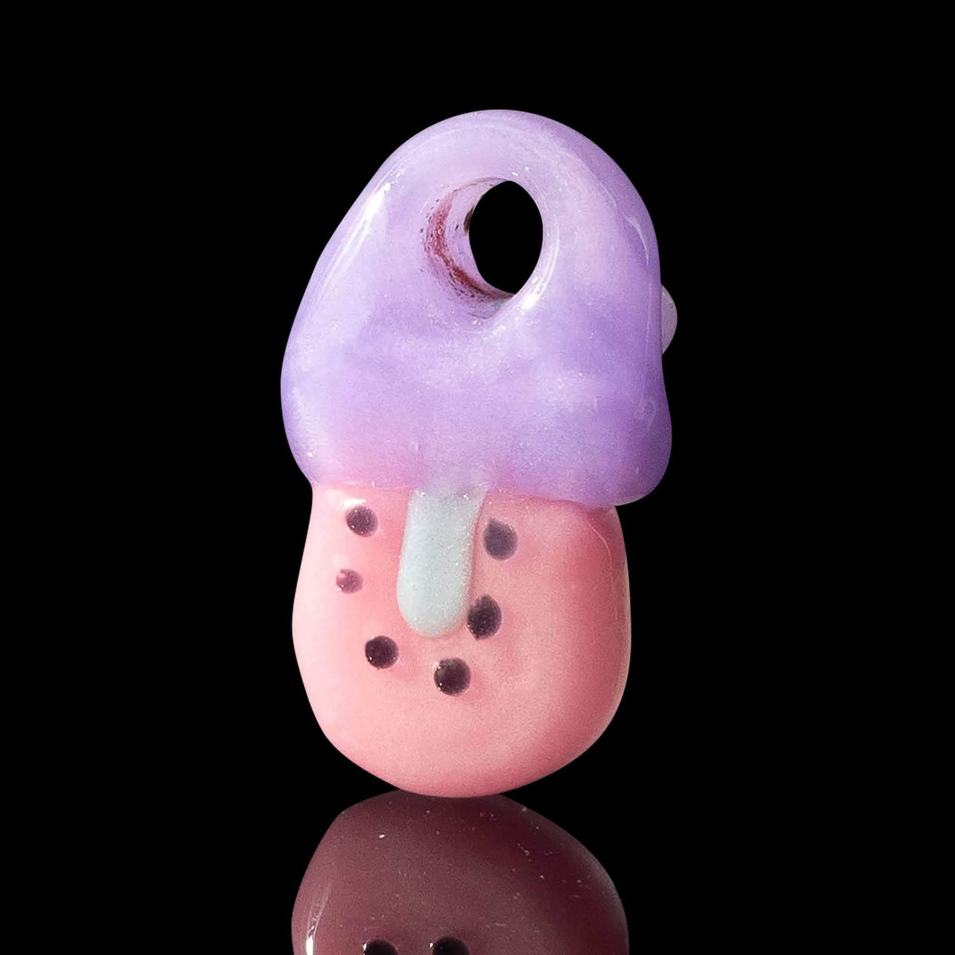 meticulously crafted glass pendant - Kiwi Pendant (A) by Blue Soldier x Sakibomb (2023)