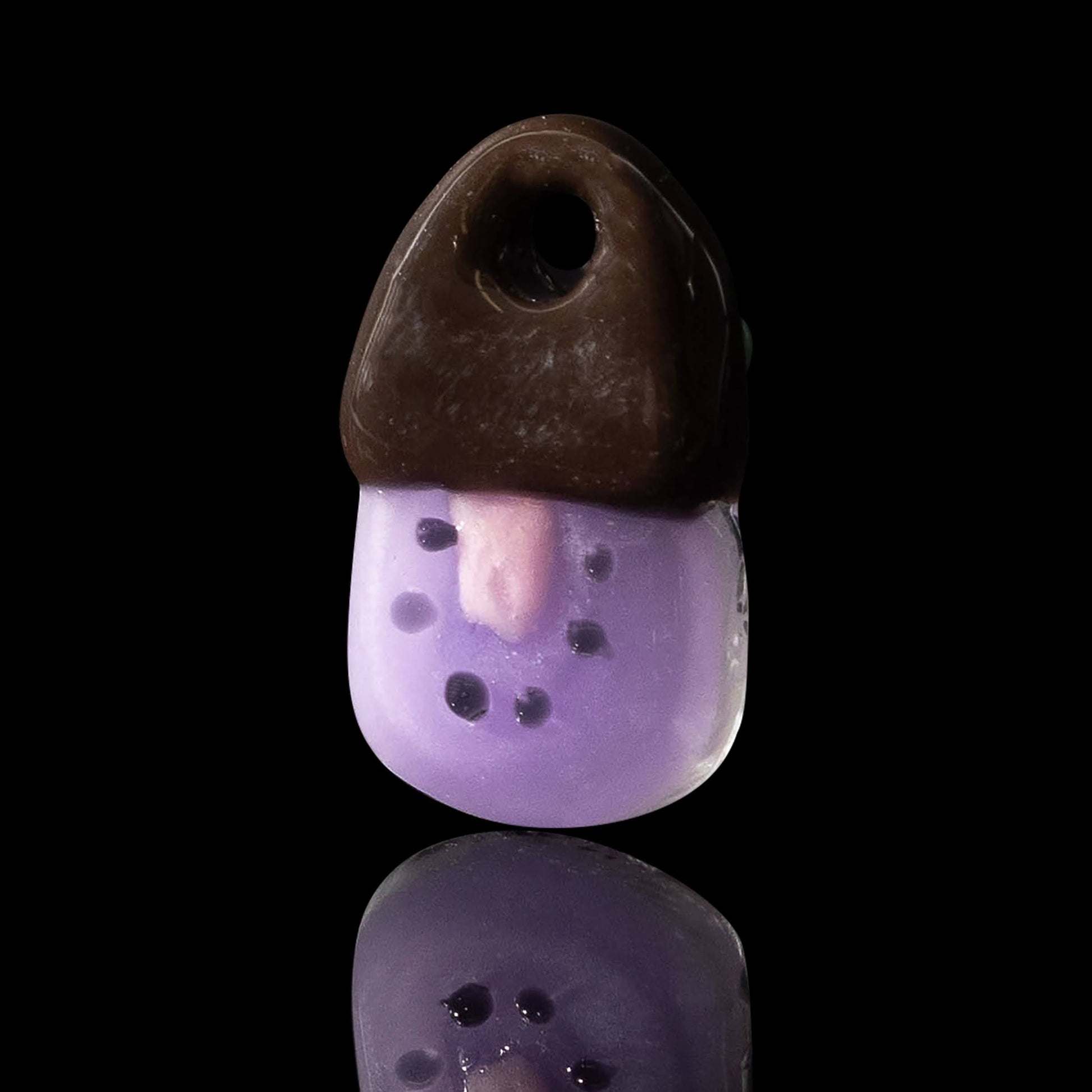 hand-blown glass pendant - Kiwi Pendant (B) by Blue Soldier x Sakibomb (2023)
