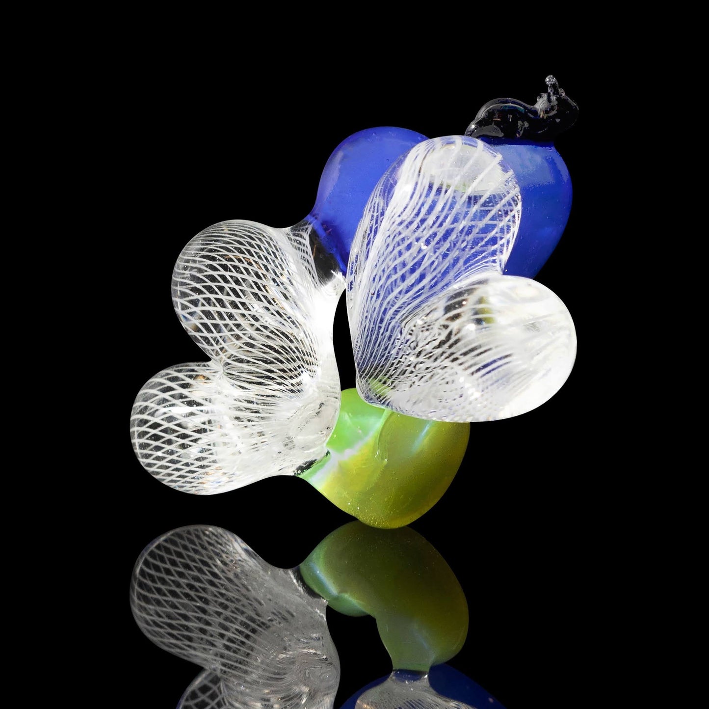 artisan-crafted glass pendant - Heart Cluster Pendant by Blue Soldier x Sakibomb (2023)