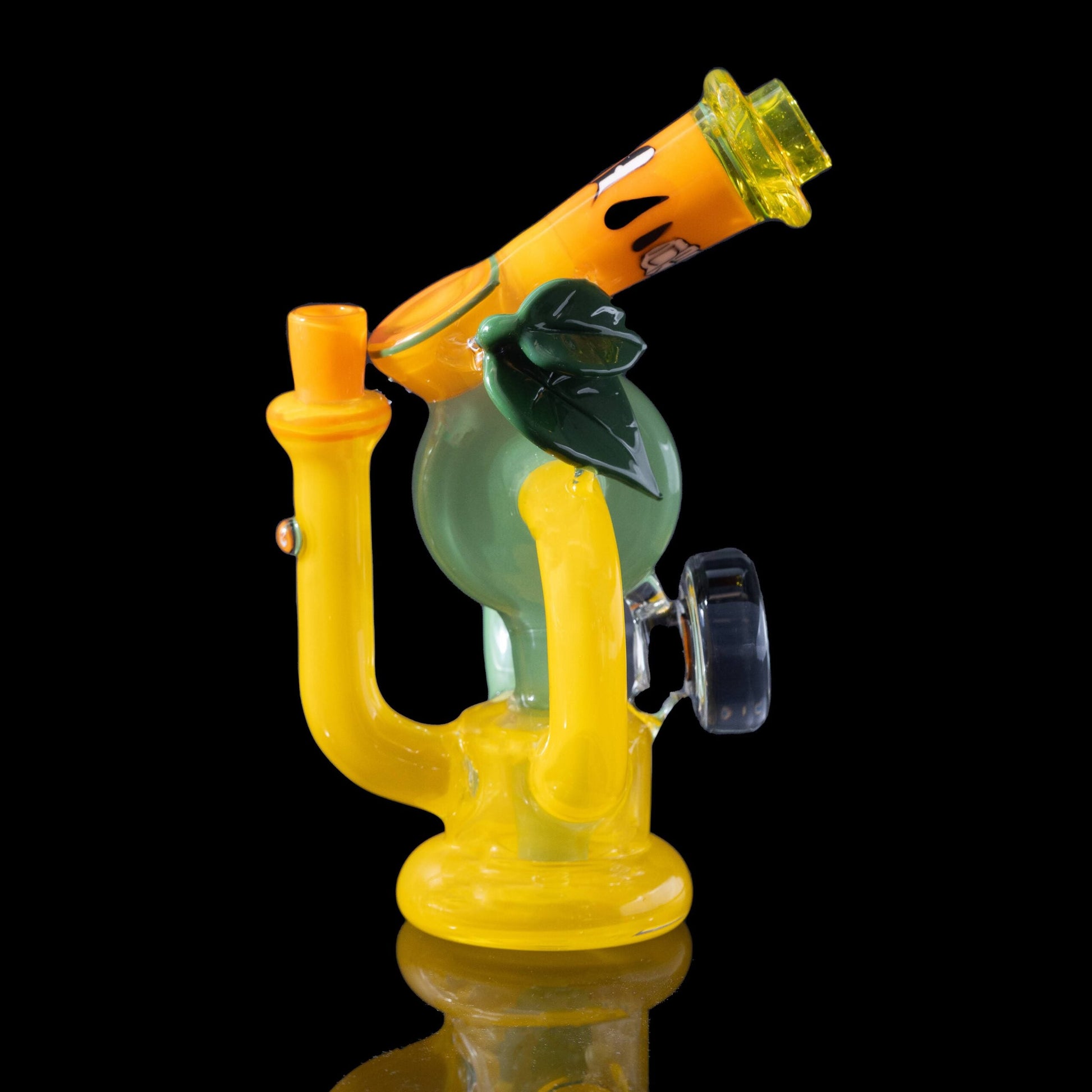 artisan-crafted art piece - Atomik x Groe "Oxygen/Hydrogen Collider #4" (Got the Juice Vol. 2)
