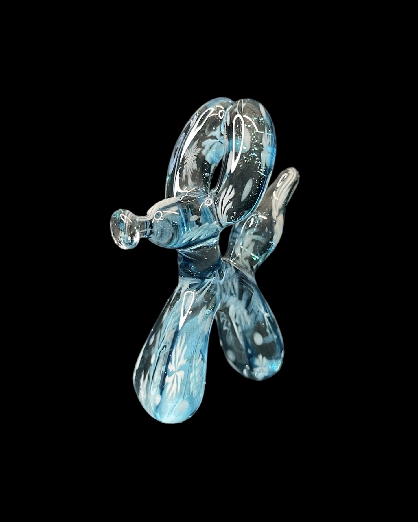 Balloon Dog Pendant by Blitzkriega x Chaka (Chaka 2024)