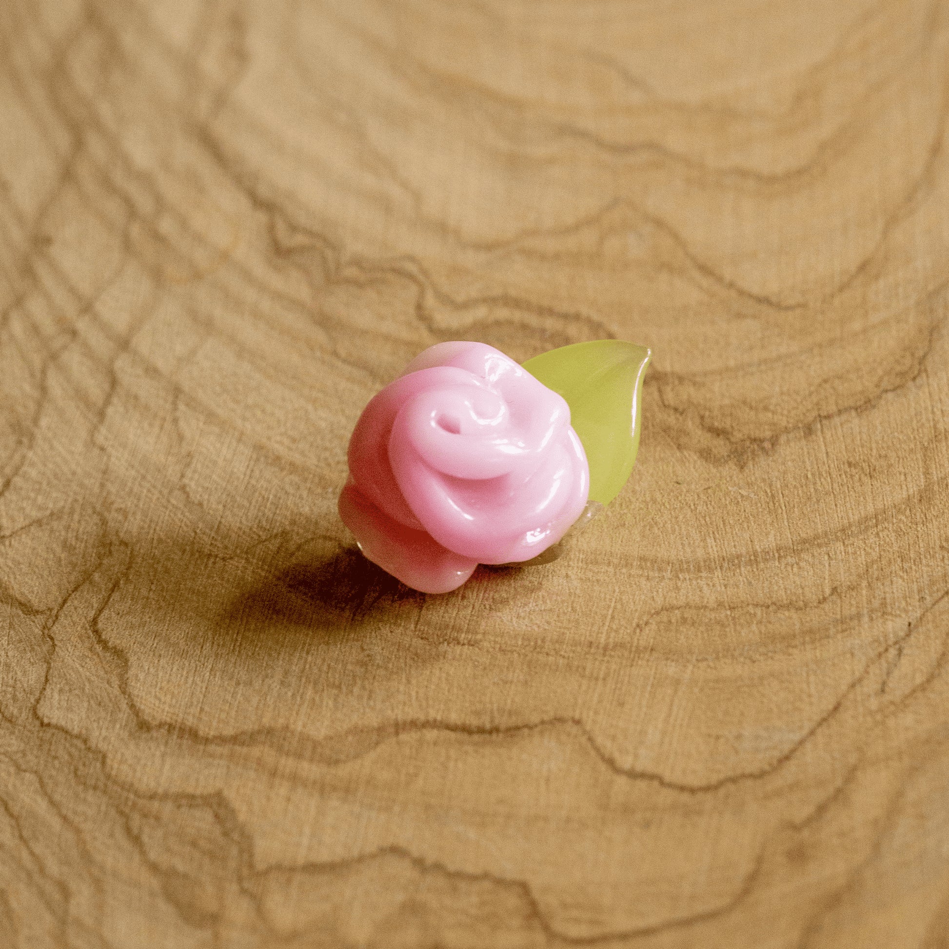 heady glass pendant - Light Pink Rose w/ Leaf Pendant by Sakibomb