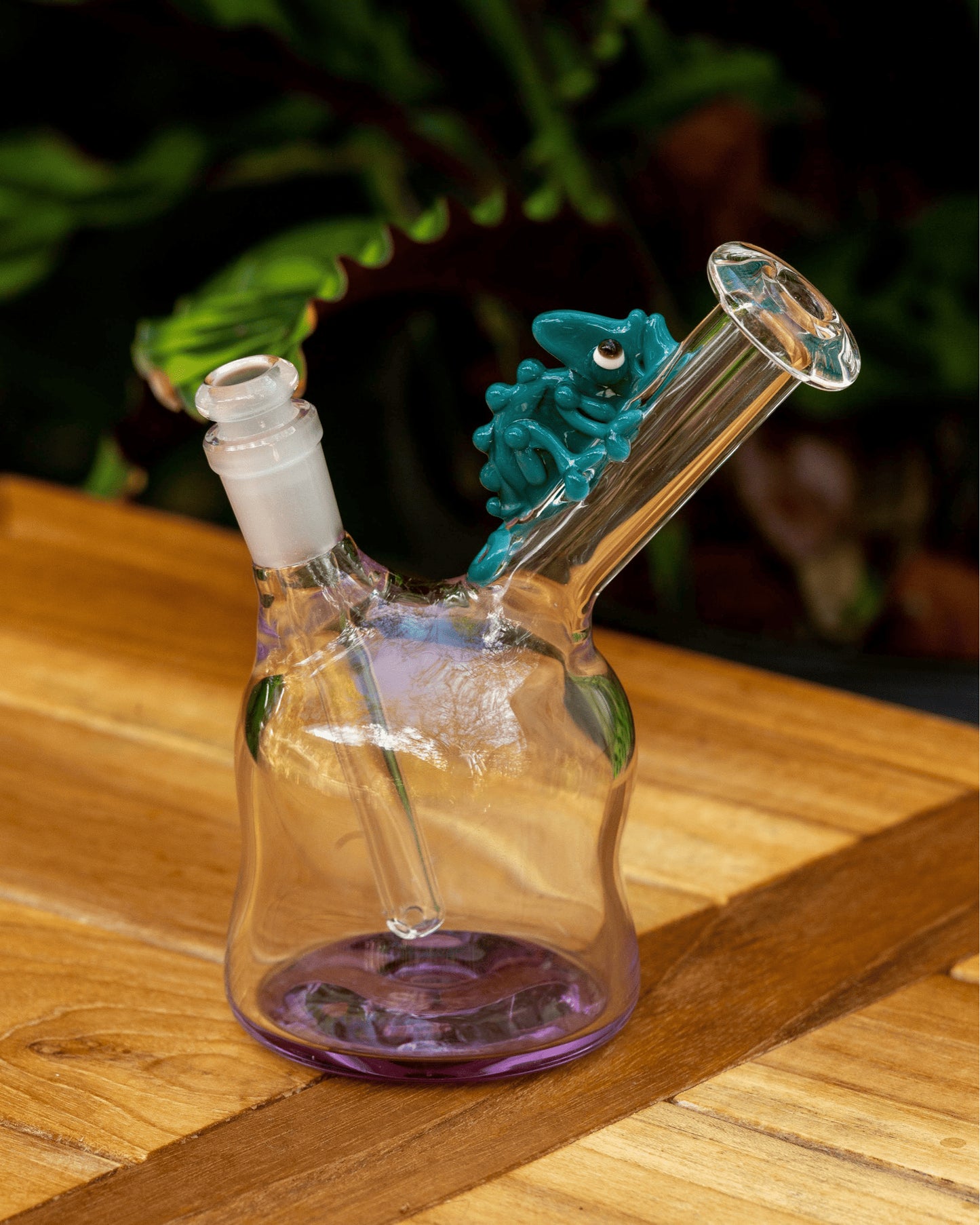 heady design of the Purple Bottom Clear Rig w/ Aqua Azul Chameleon (B) by Willy That Glass Guy