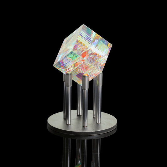artisan-crafted art piece - Auroa Reflection Cube by Akihiro Glass