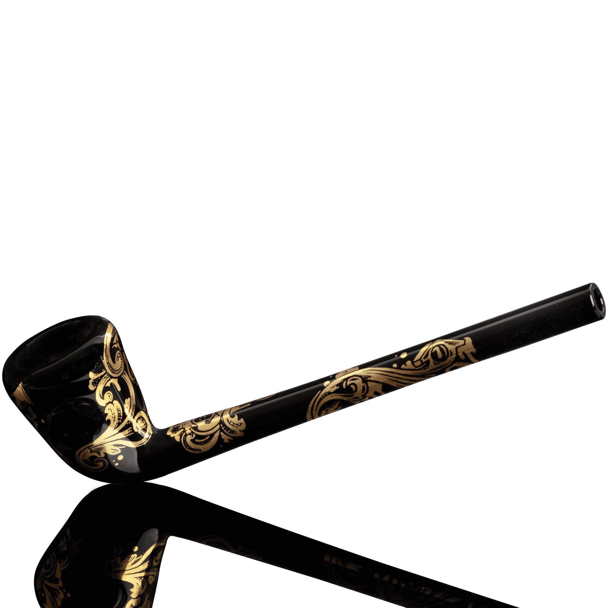 sophisticated design of the Pipe & Ash Tray Set by Ski Mask Glass (GV 2022)
