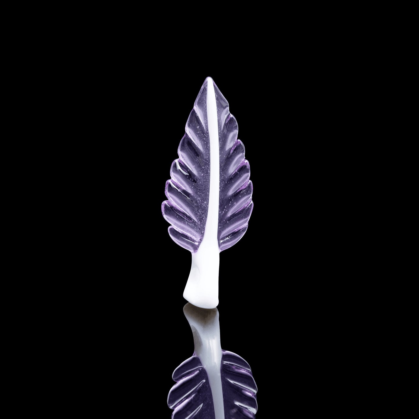 luxurious glass pendant - Leaf Pendant (A) by Alex Ubatuba (2BA x Stylie 2022 Release)