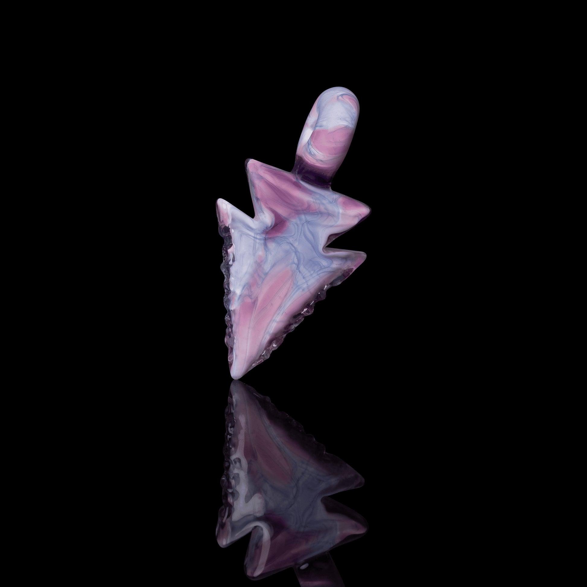 exquisite glass pendant - Collab Arrowhead Pendant (E) by Elks That Run x Scomo Moanet (Scribble Season 2022)