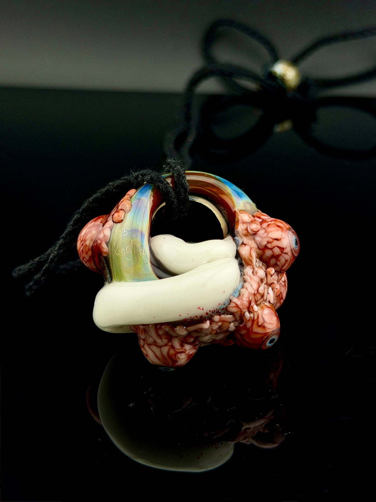 Mamoru White Snake