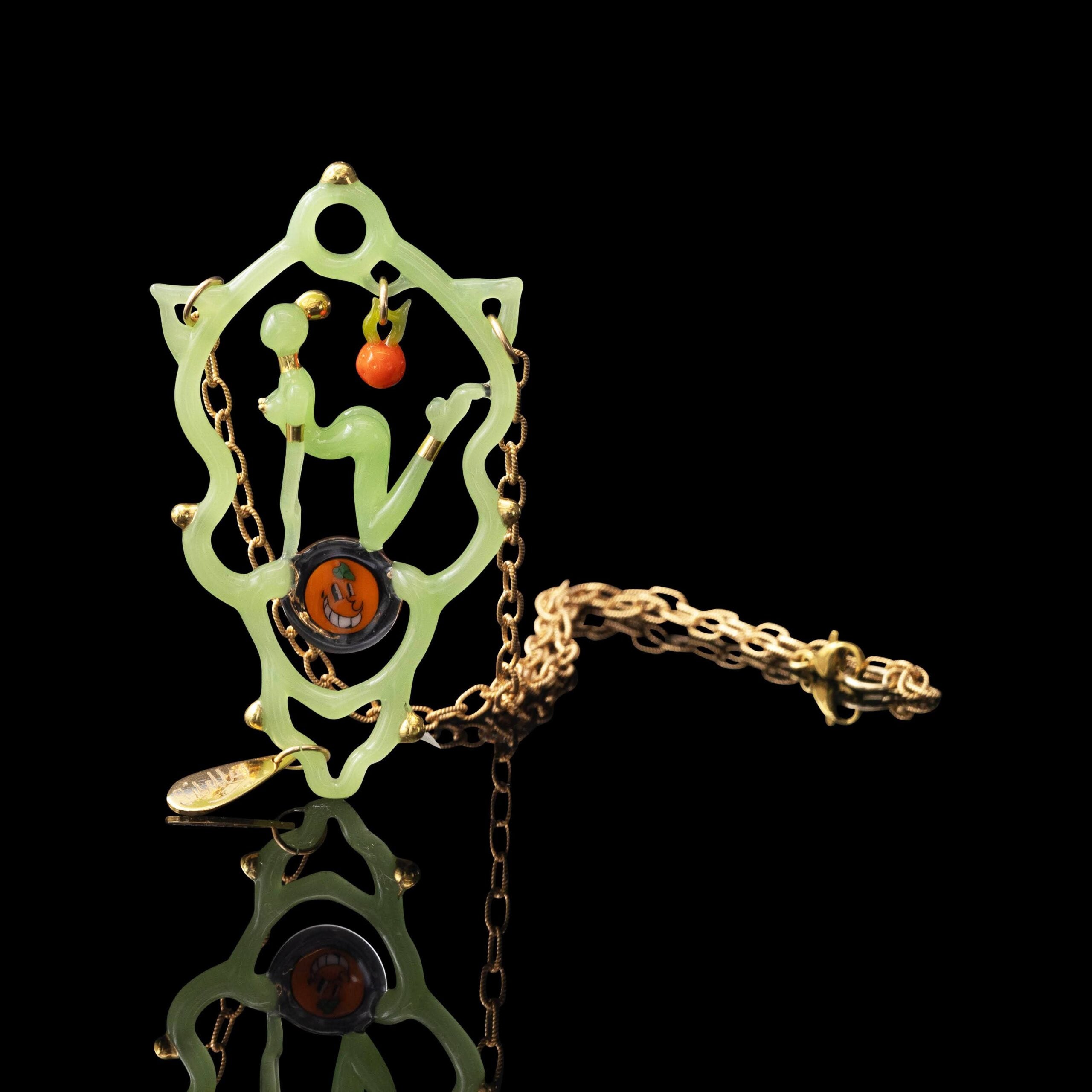 artisan-crafted design of the Large Mushroom Rig by Glasshole (2023)