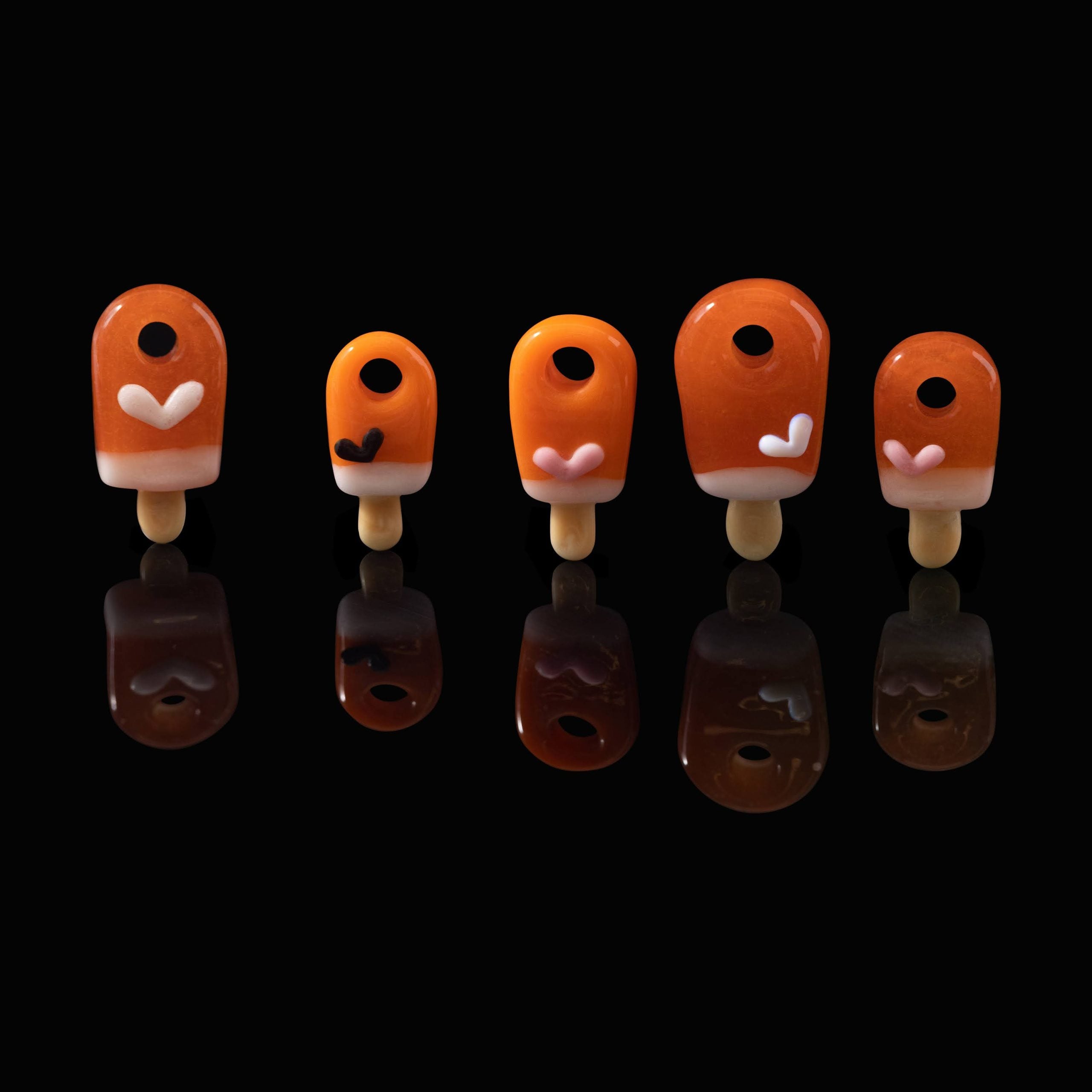 artisan-crafted design of the Large Mushroom Rig by Glasshole (2023)