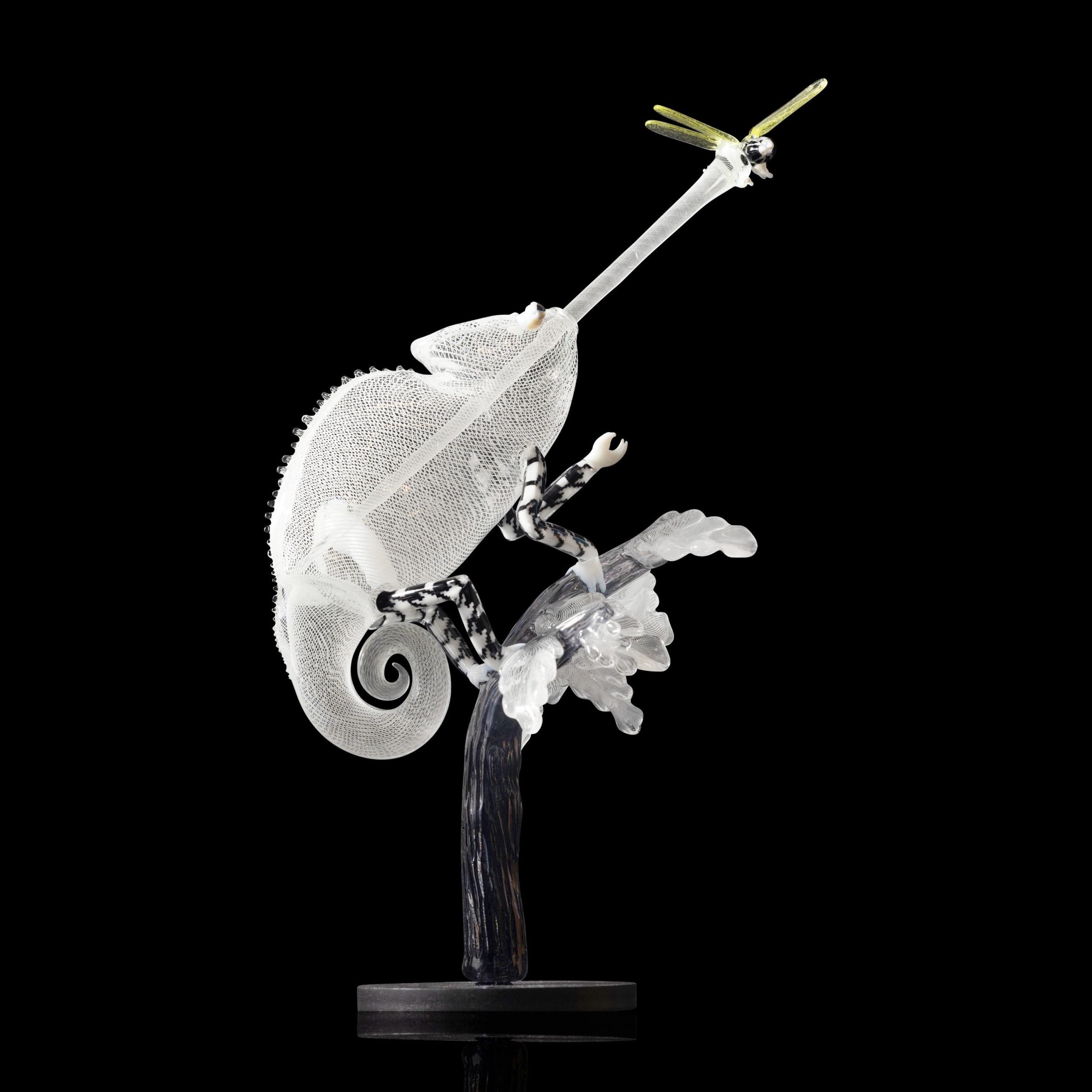 artisan-crafted design of the Large Mushroom Rig by Glasshole (2023)