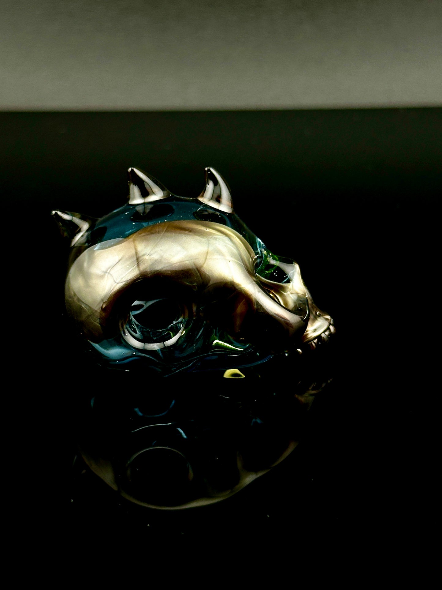 Aquarius spiked skull pendant