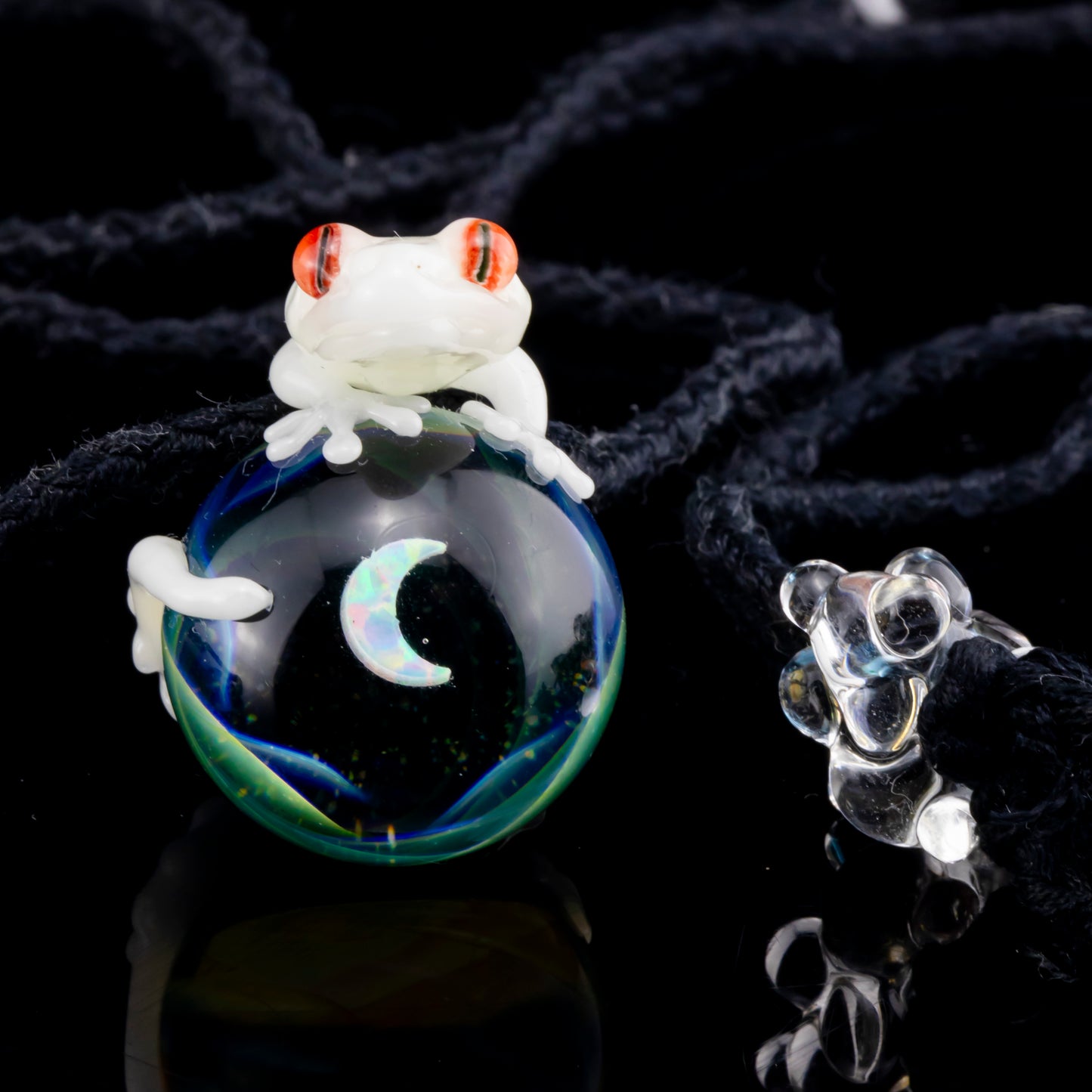 Collab Gecko Pendant by Kengtaro x Northern Lights (2024)