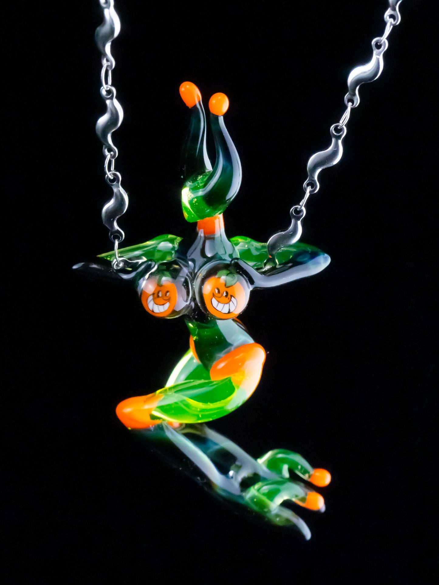 Groe x Atomiko X sibelley pendant