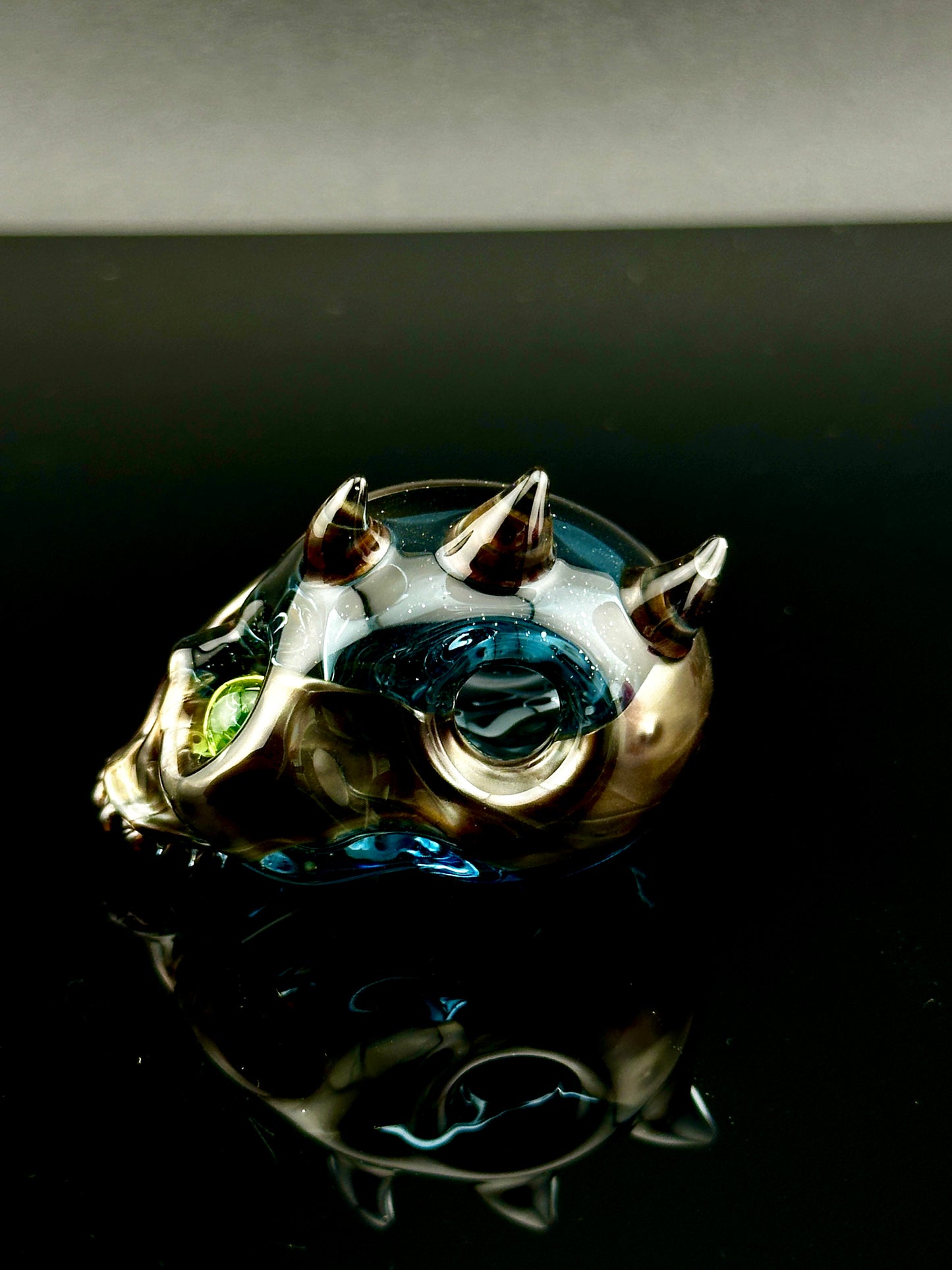 Aquarius spiked skull pendant