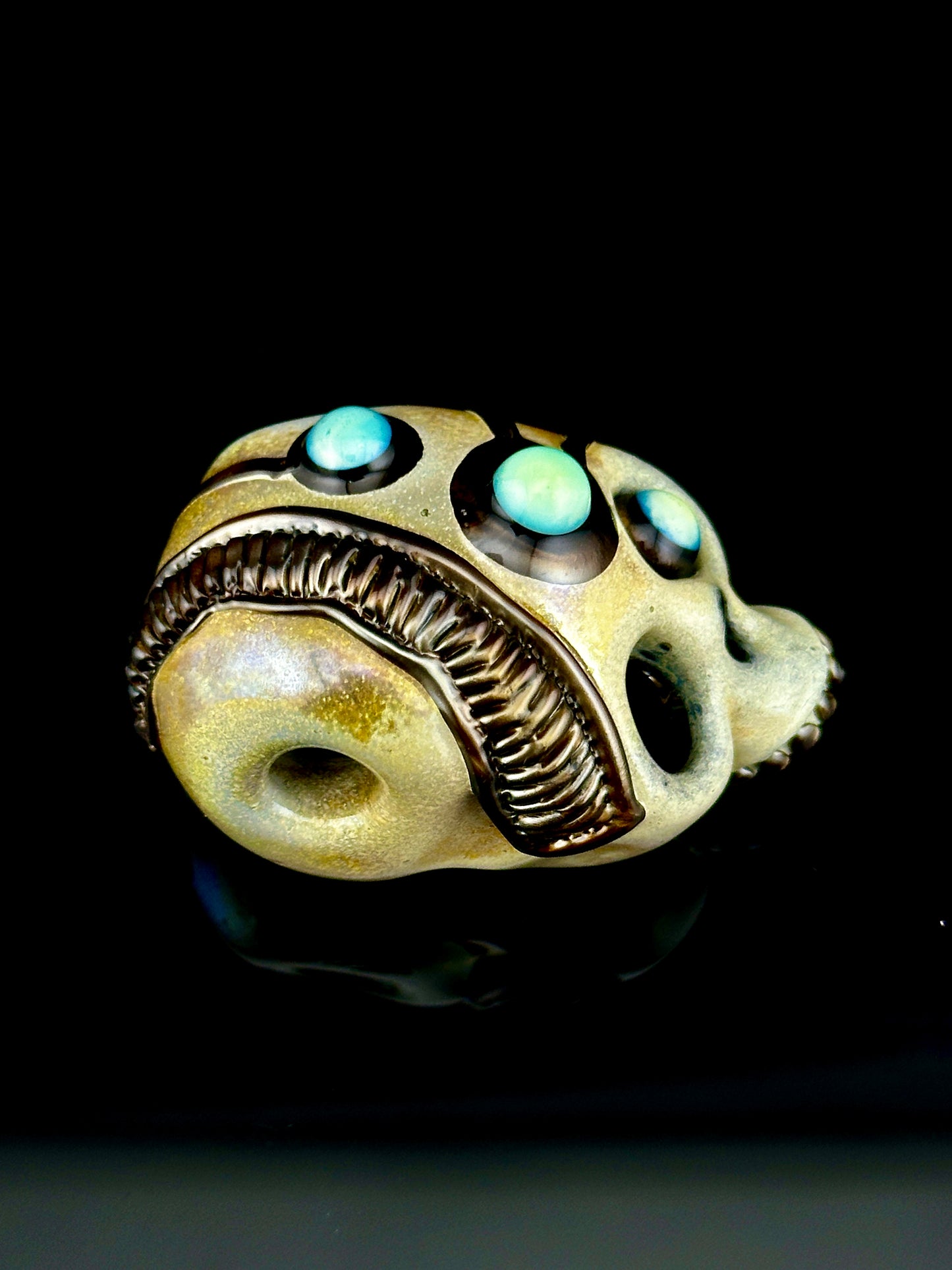 Aquarius three eyed skull pendant