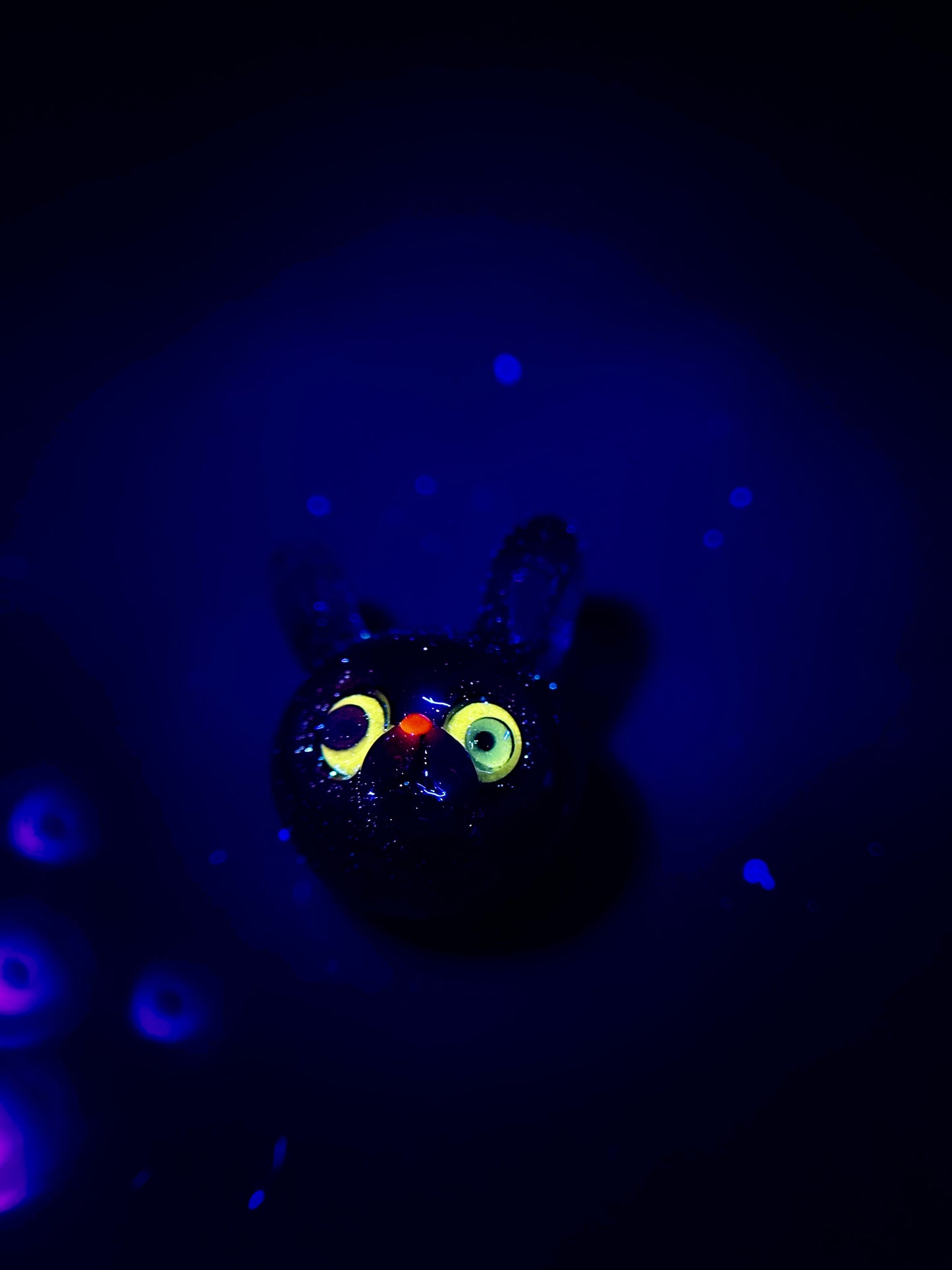 Aquarius mini chappy head pendant A