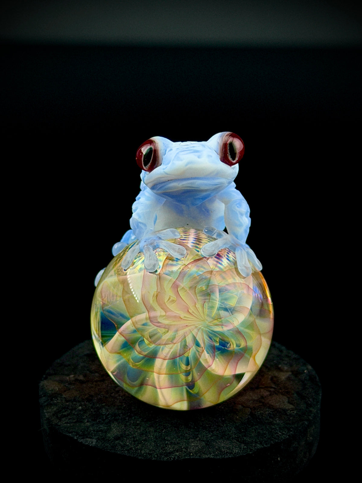 Rye x Kemgtaro Pendant