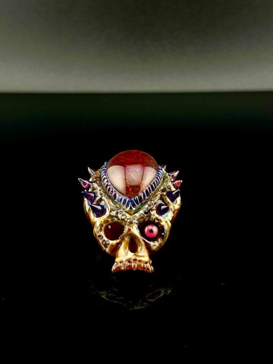 Aquarius textured skull pendant