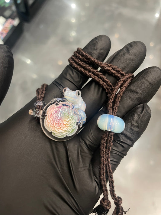 Collab Pendant (B) by Glass Azu x Kengtaro (2024)