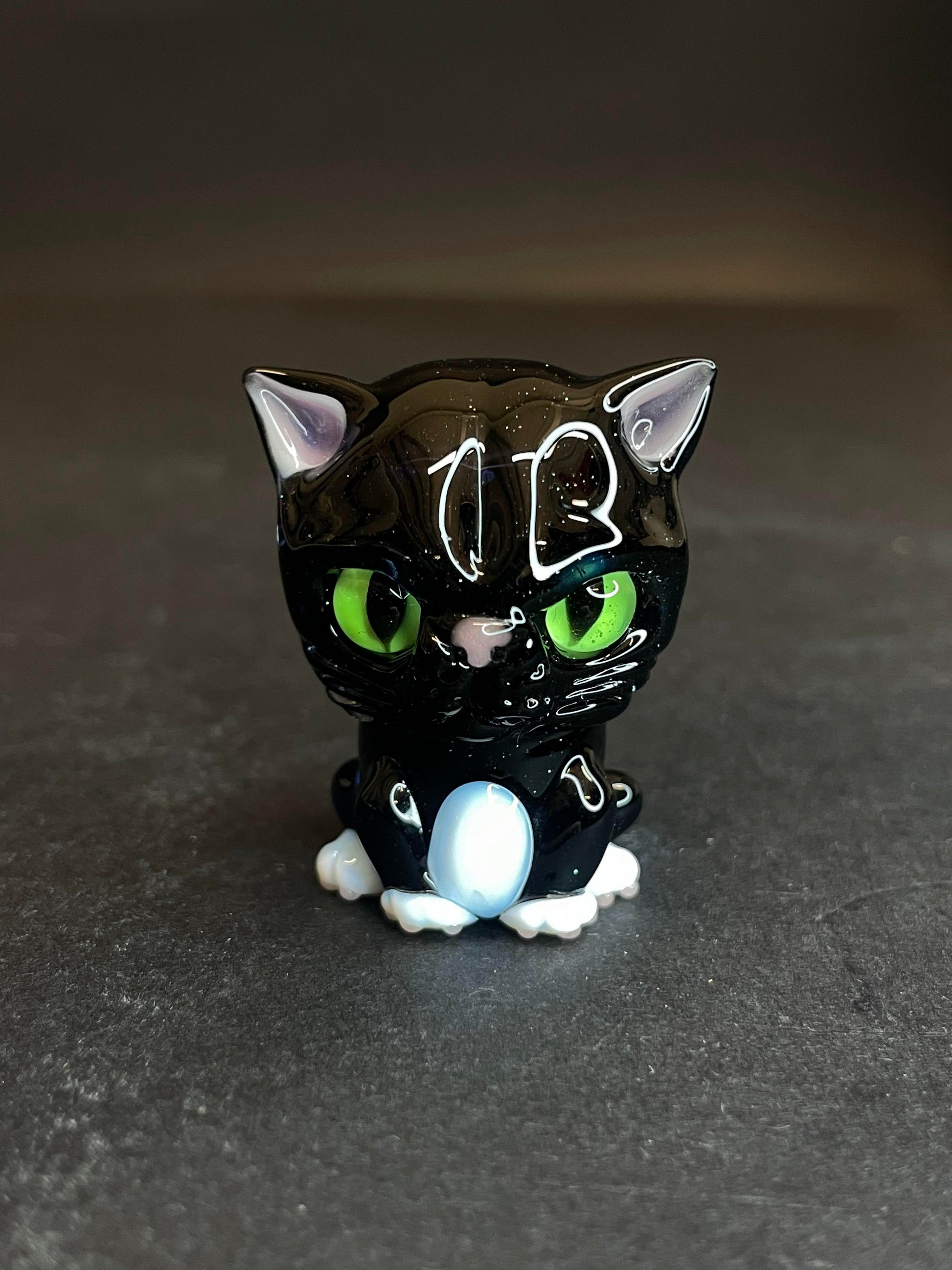 luxurious glass pendant - Kitty Pendant (N) by Nathan Belmont (2023)