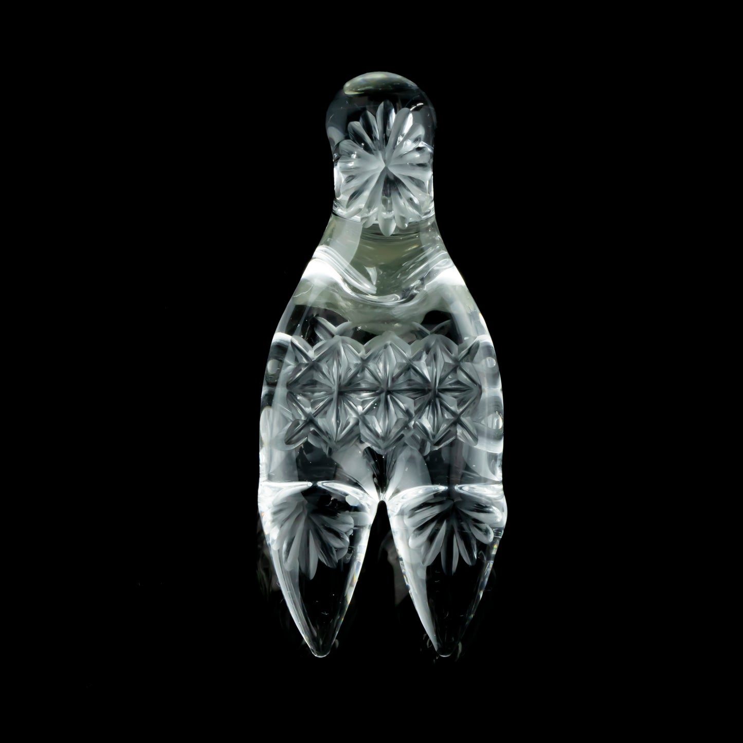 Collab Claw Pendant by Elbo Glass x Ksukebey (2024)