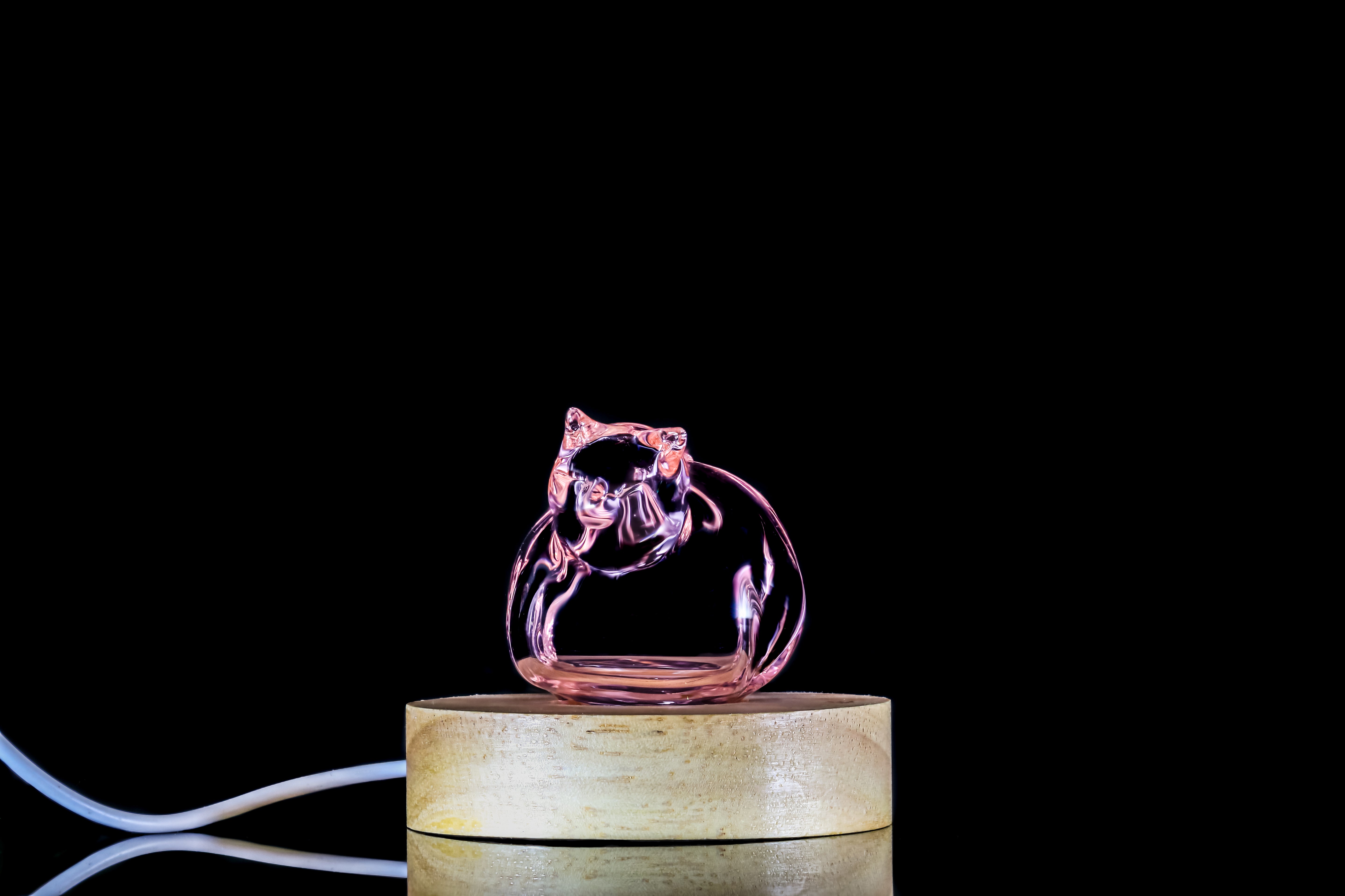 artisan-crafted design of the Large Mushroom Rig by Glasshole (2023)