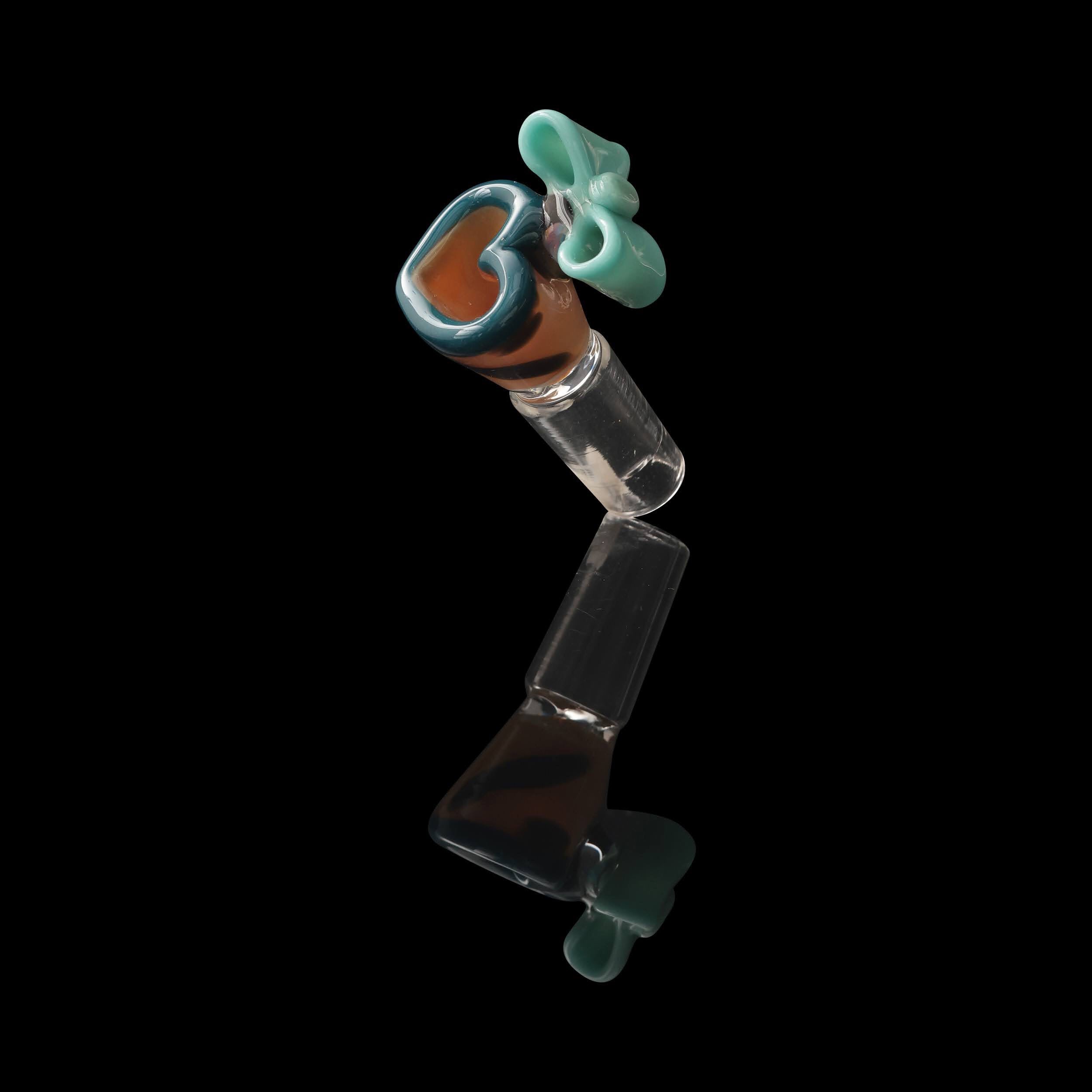 artisan-crafted design of the Large Mushroom Rig by Glasshole (2023)