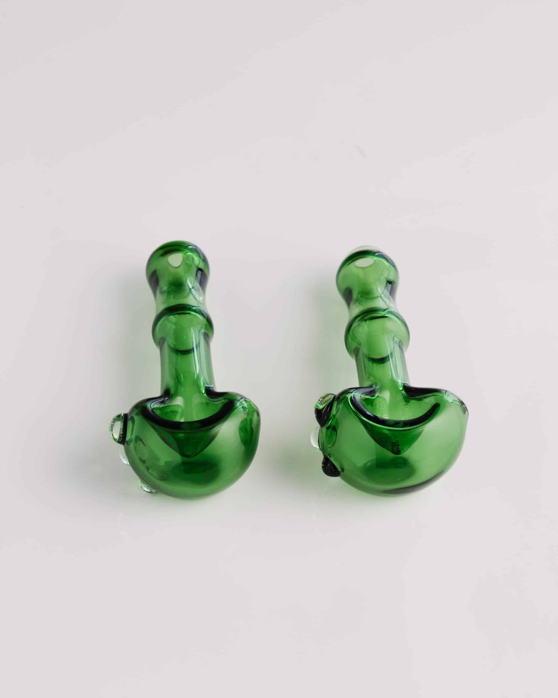artisan-crafted design of the Green Spoon Pipe by Willy That Glass Guy