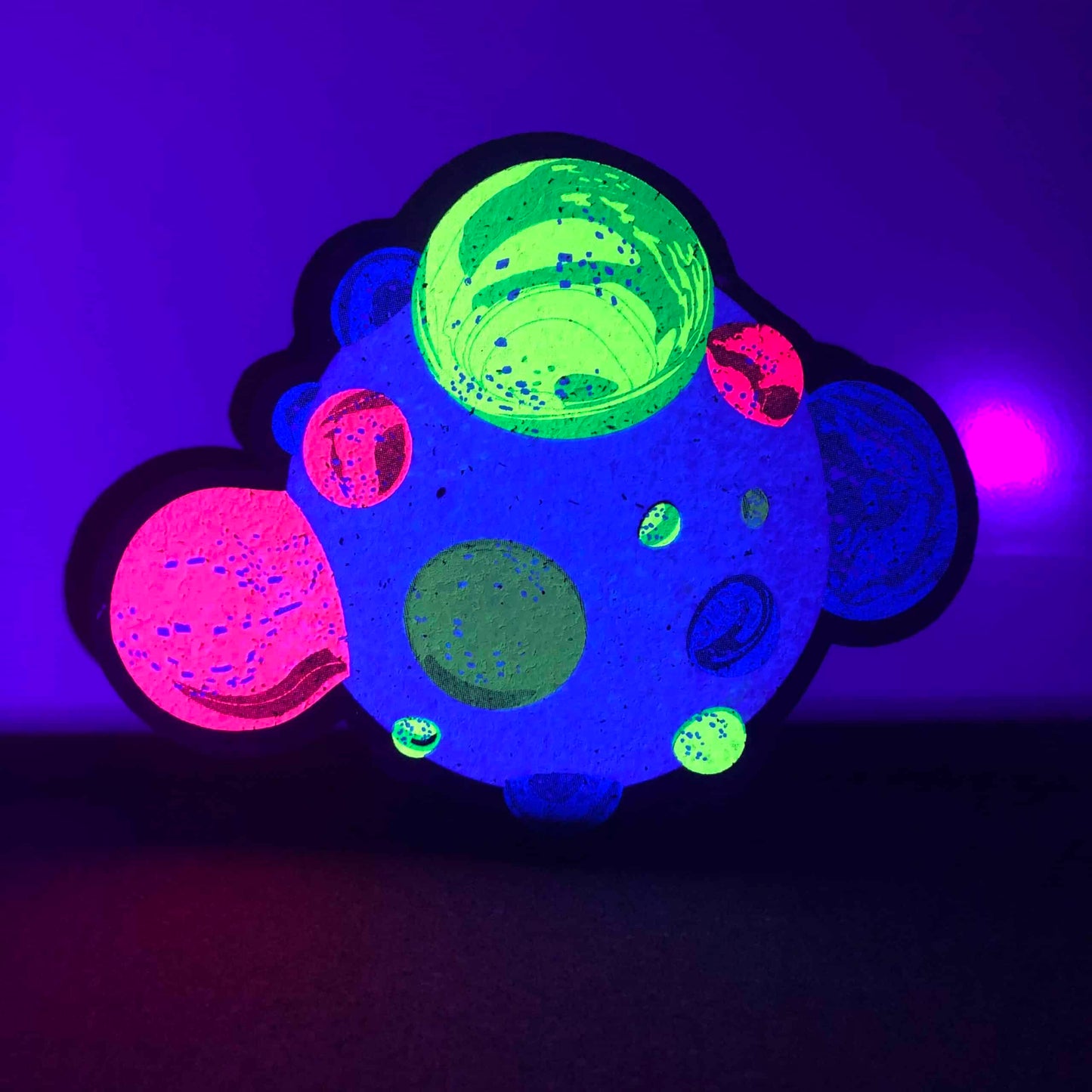 heady art piece - Scomo Moanet Moodmat (Rainbow Blob)