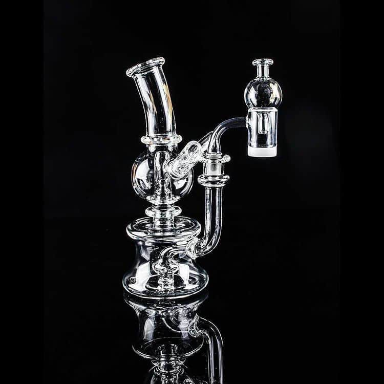 sophisticated design of the Clear Xhalerator Rig (w/ Case & Carb Cap) by Robert Mickelsen