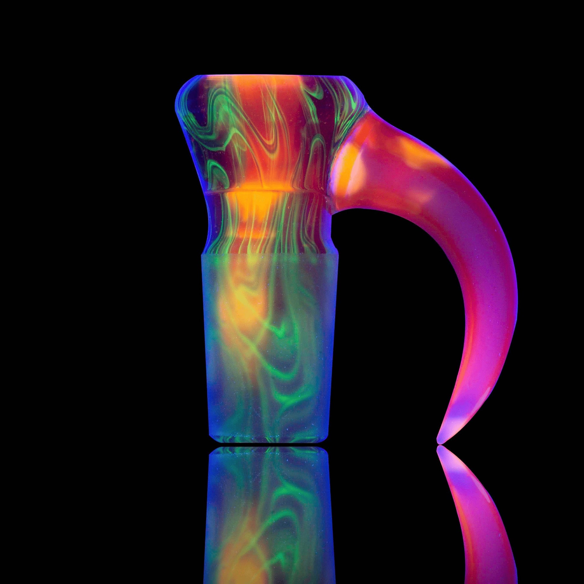sophisticated art piece - Male 18mm Slide (C) by Shamby Glass x Scomo Moanet (2021)