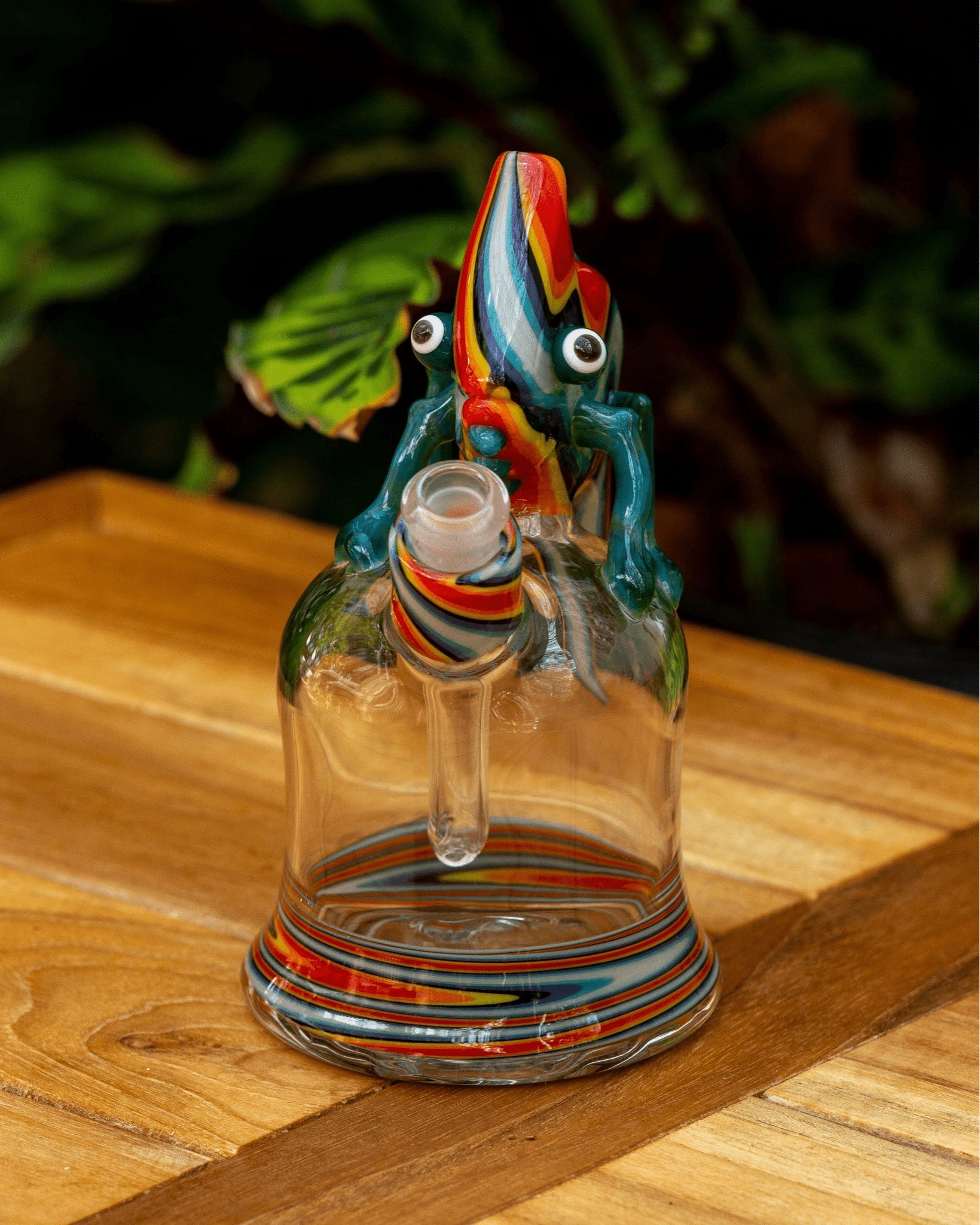 artisan-crafted design of the Red/Orange/Yellow/Purple/Blue/White Chameleon Wig Wag Rig by Willy That Glass Guy