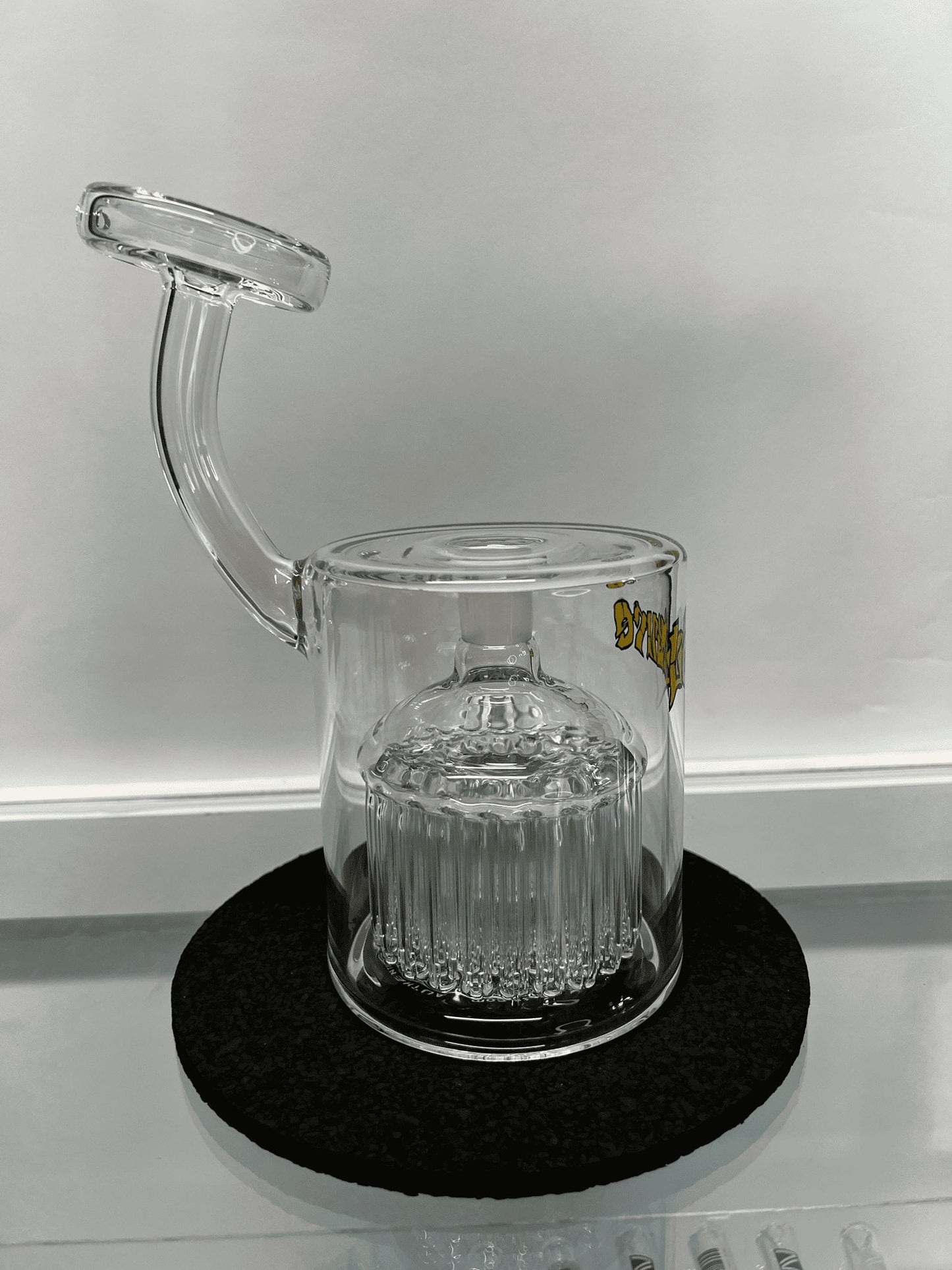 meticulously crafted design of the (L10) Leisure 54 Arm Rig/Bubbler