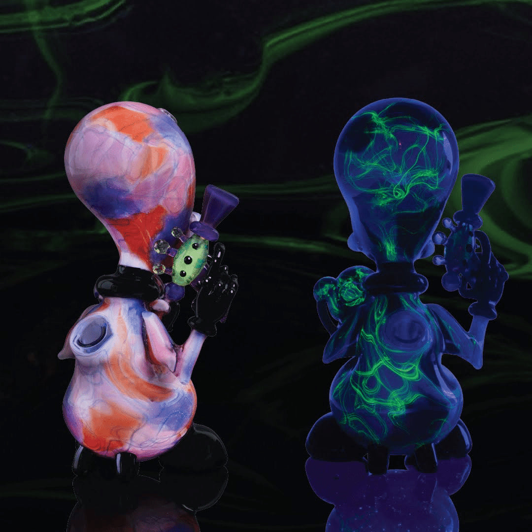 hand-blown art piece - Scribble Invader Collaboration by Hendy Glass x Scomo (2022 Release)