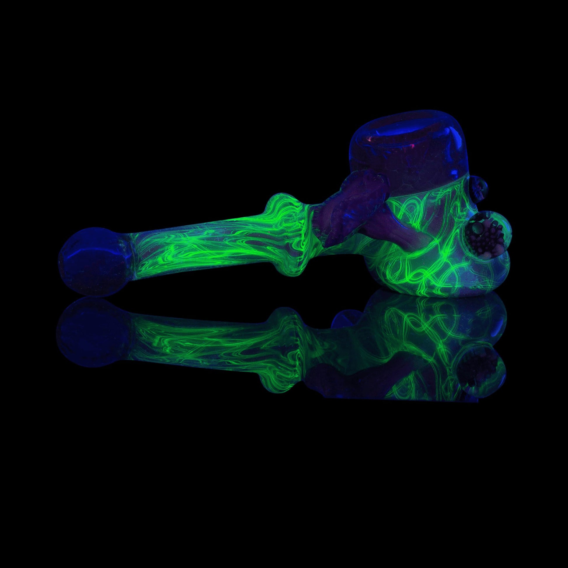 hand-blown design of the Collab Pipe by  Ryce Made This x  Scomo Moanet (Scribble Season 2022)