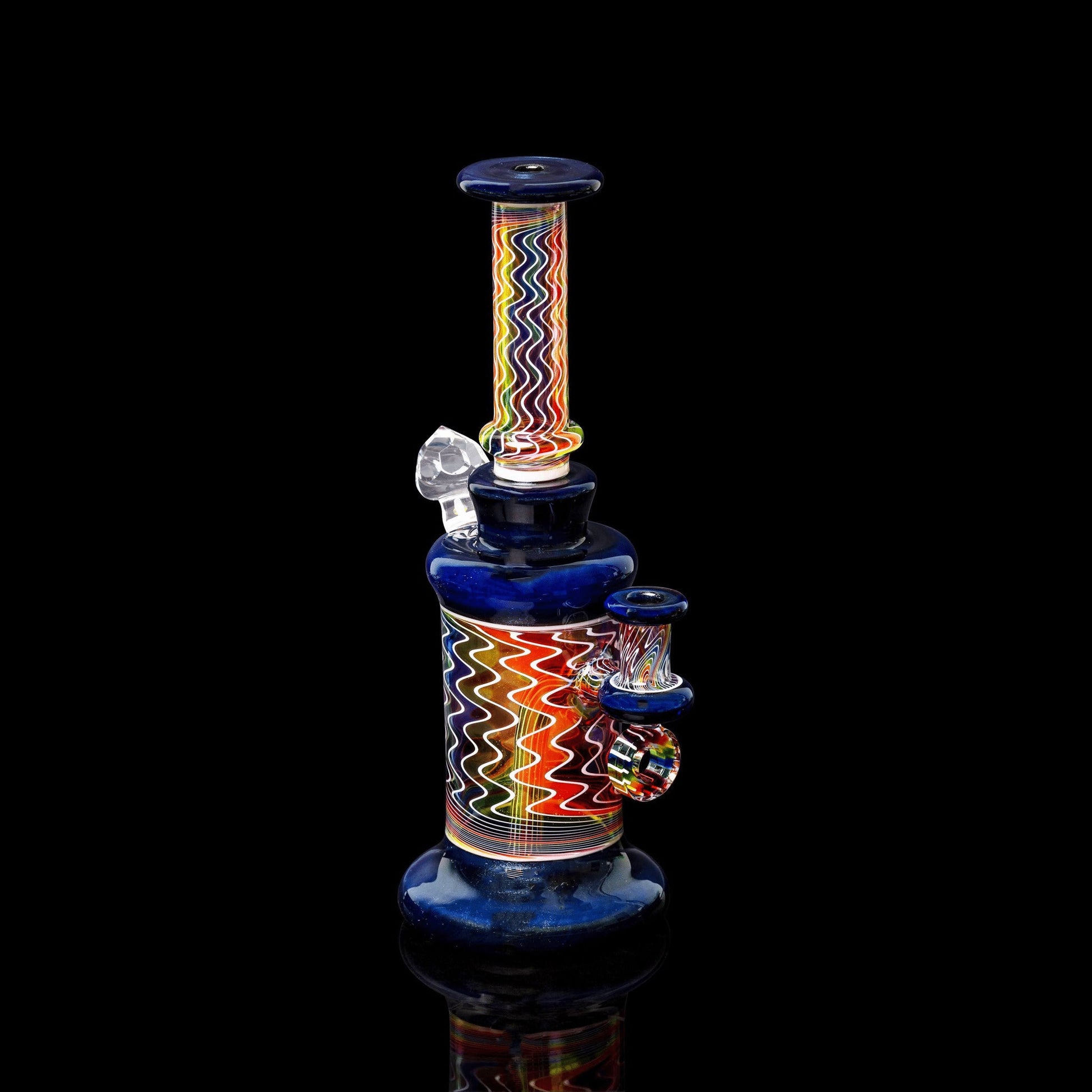 exquisite design of the Solo Vibe Changer Rig by Karma Glass (Rainbow Equinox 2022)