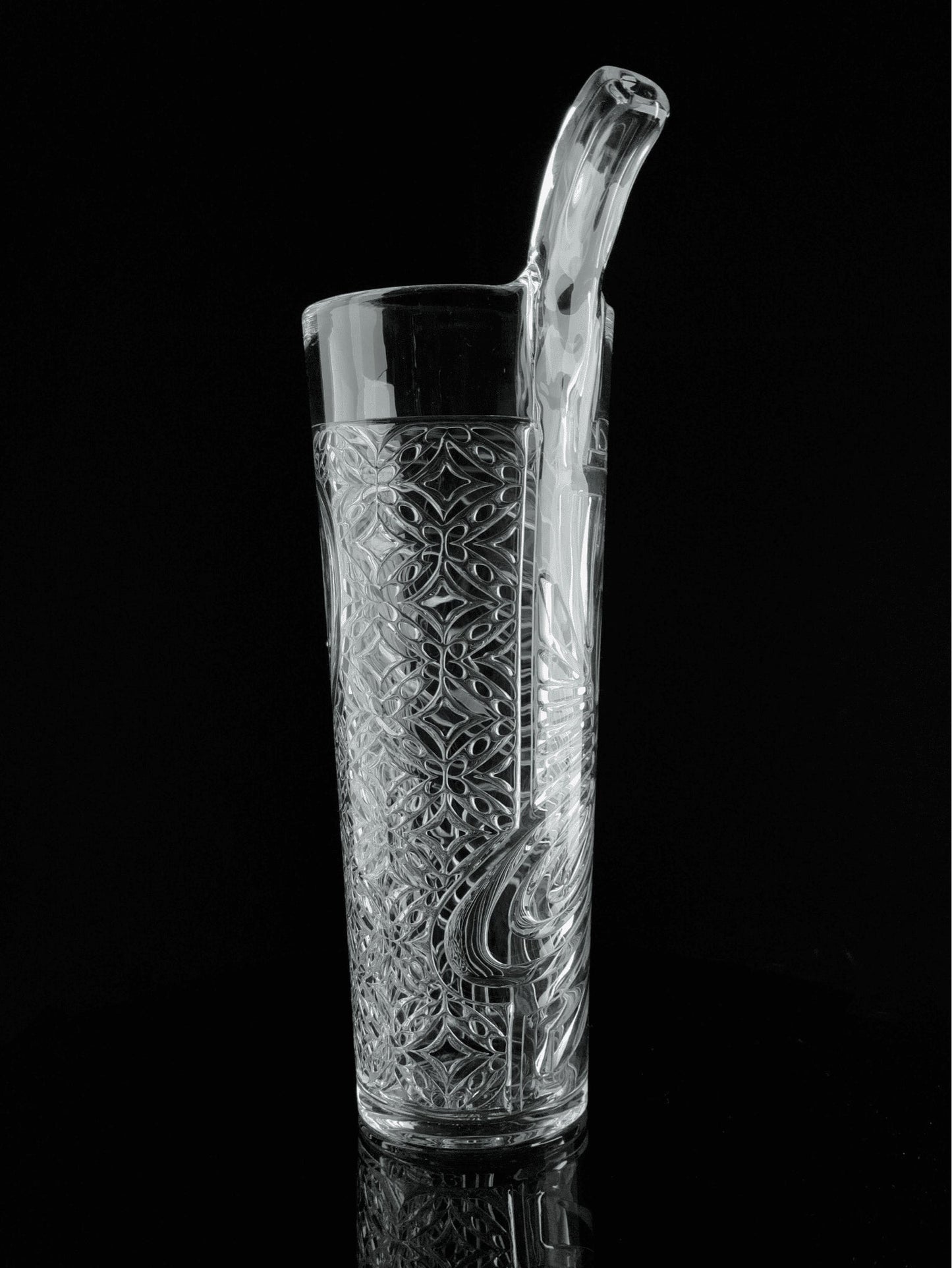 artisan-crafted art piece - Avant Swirl Clear Cup by Avant-Garde (SCOPE 2022)