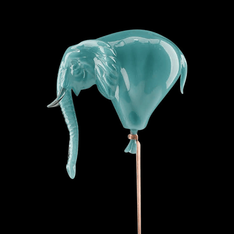 luxurious art piece - Lucky Elephant by Cha Glass (SCOPE 2022)