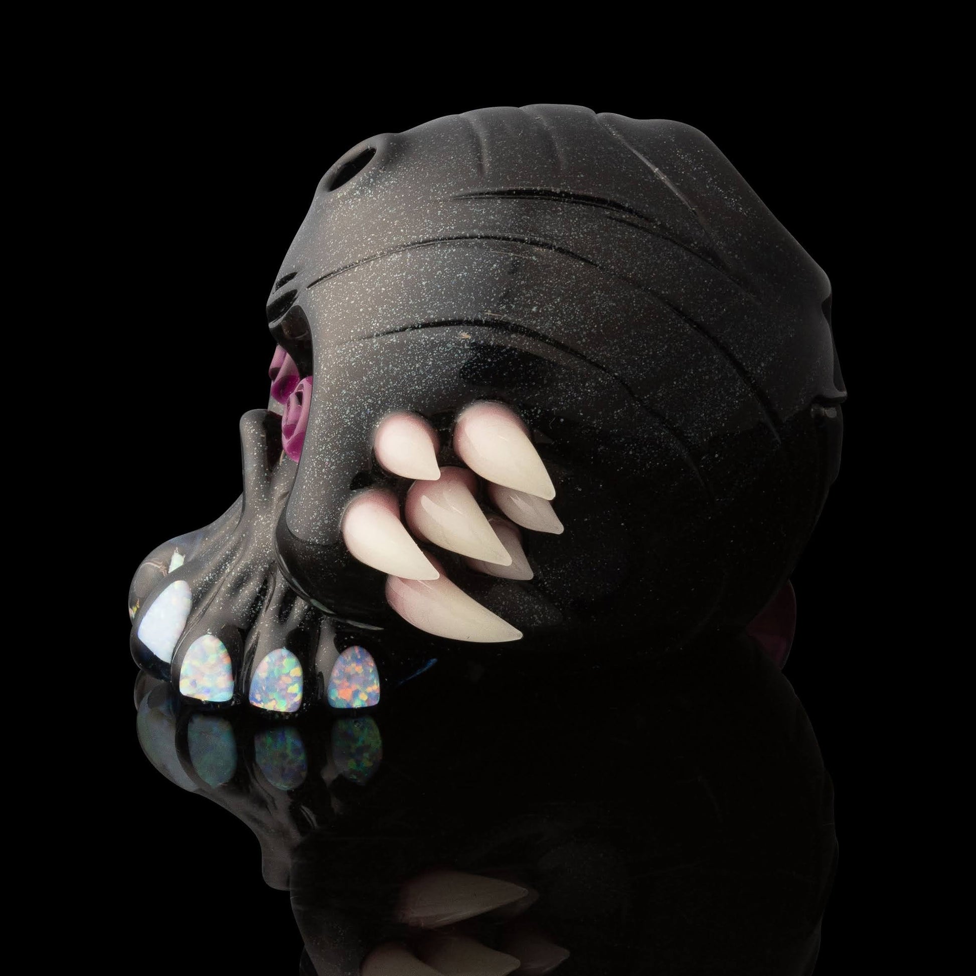 innovative art piece - Collab Small Skull by Carsten Carlile x Salt (2023)