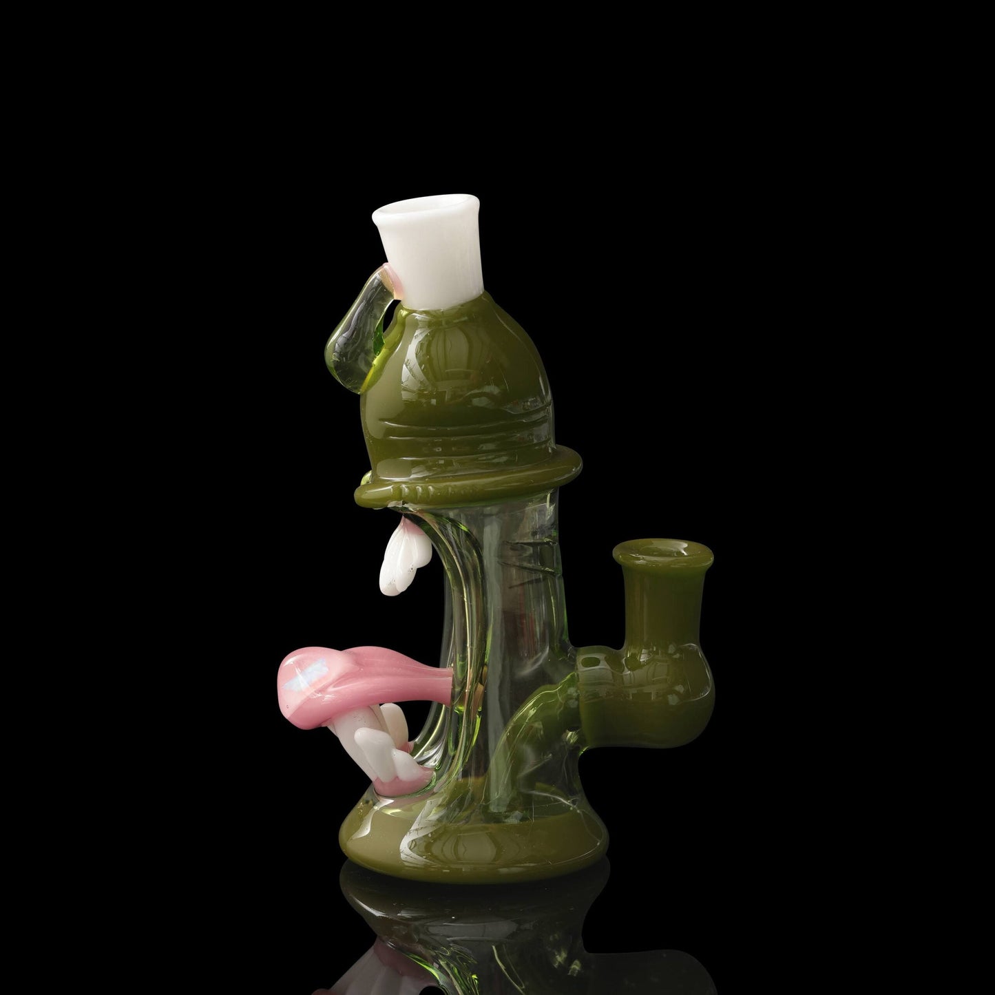 sophisticated design of the Green Down & Dirty Mini Rig by GlassHole (2023)